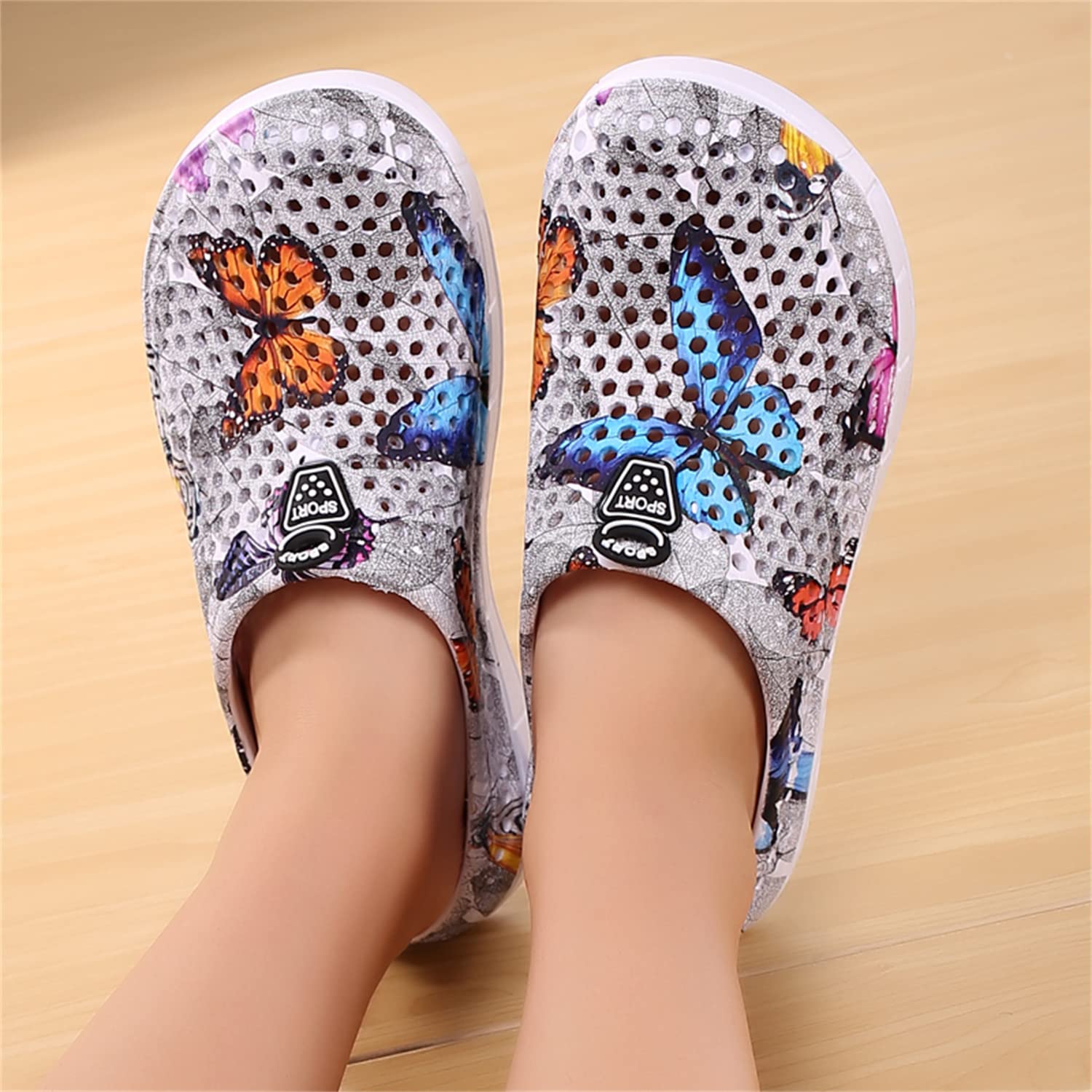 **Women's Garden Clogs - Breathable Water Shoes for Beach, Bathing, Walking & Travel - Comfortable Non-Slip Slippers for Home, Pool & Outdoor Activities**