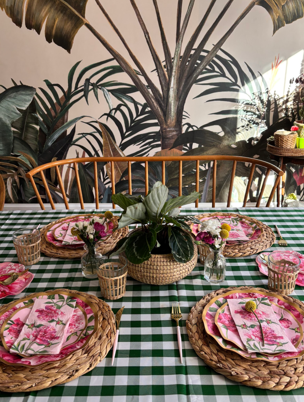 Wavy Dinner Plate Set - Pink Peonies Design - 8 Piece Pack - Perfect for Elegant Dining, Wedding Receptions & Home Decor