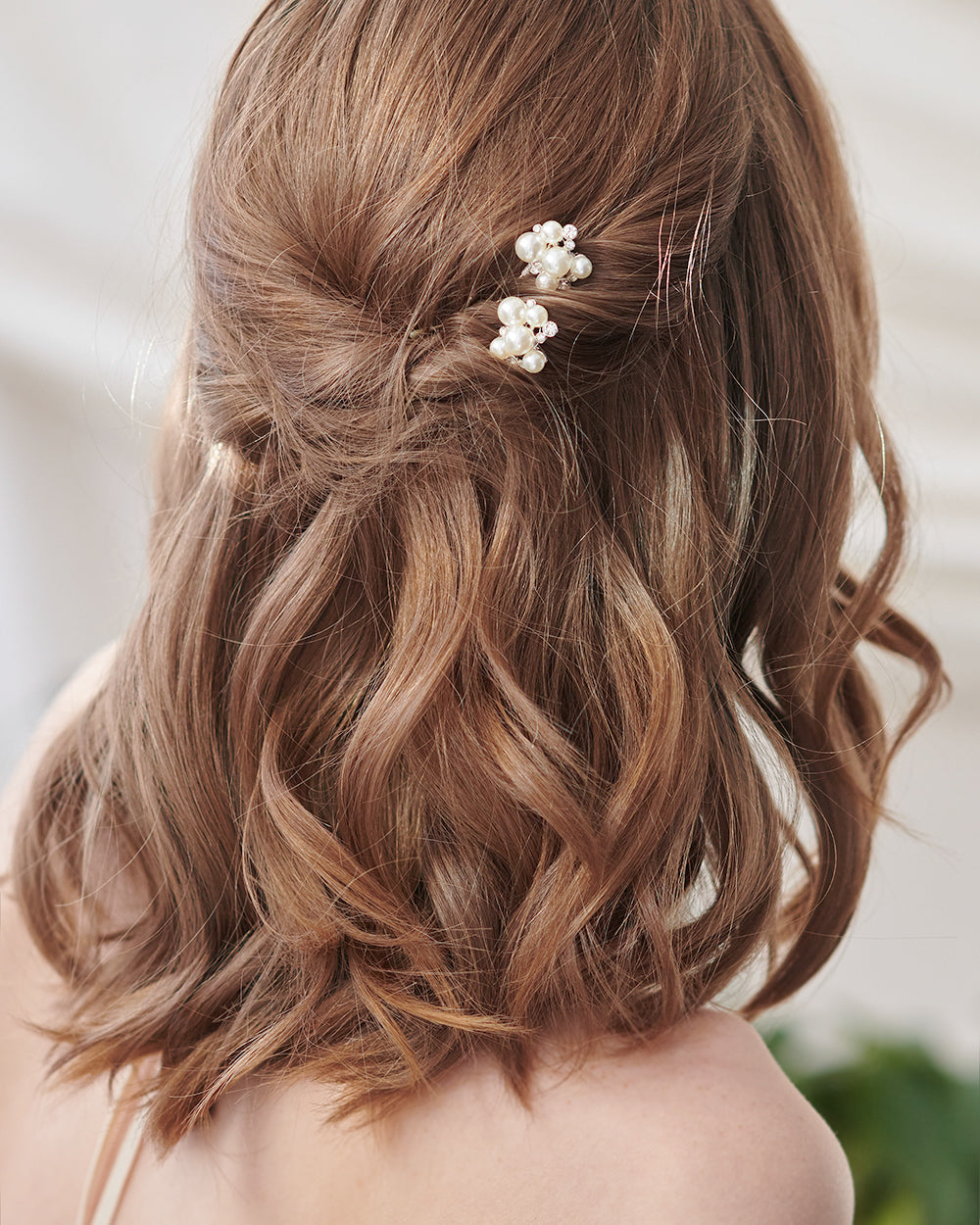 Elegant Pearl Cluster Hair Pins Set of 2 - Vintage Bridal Hair Accessories for Weddings, Prom & Special Occasions