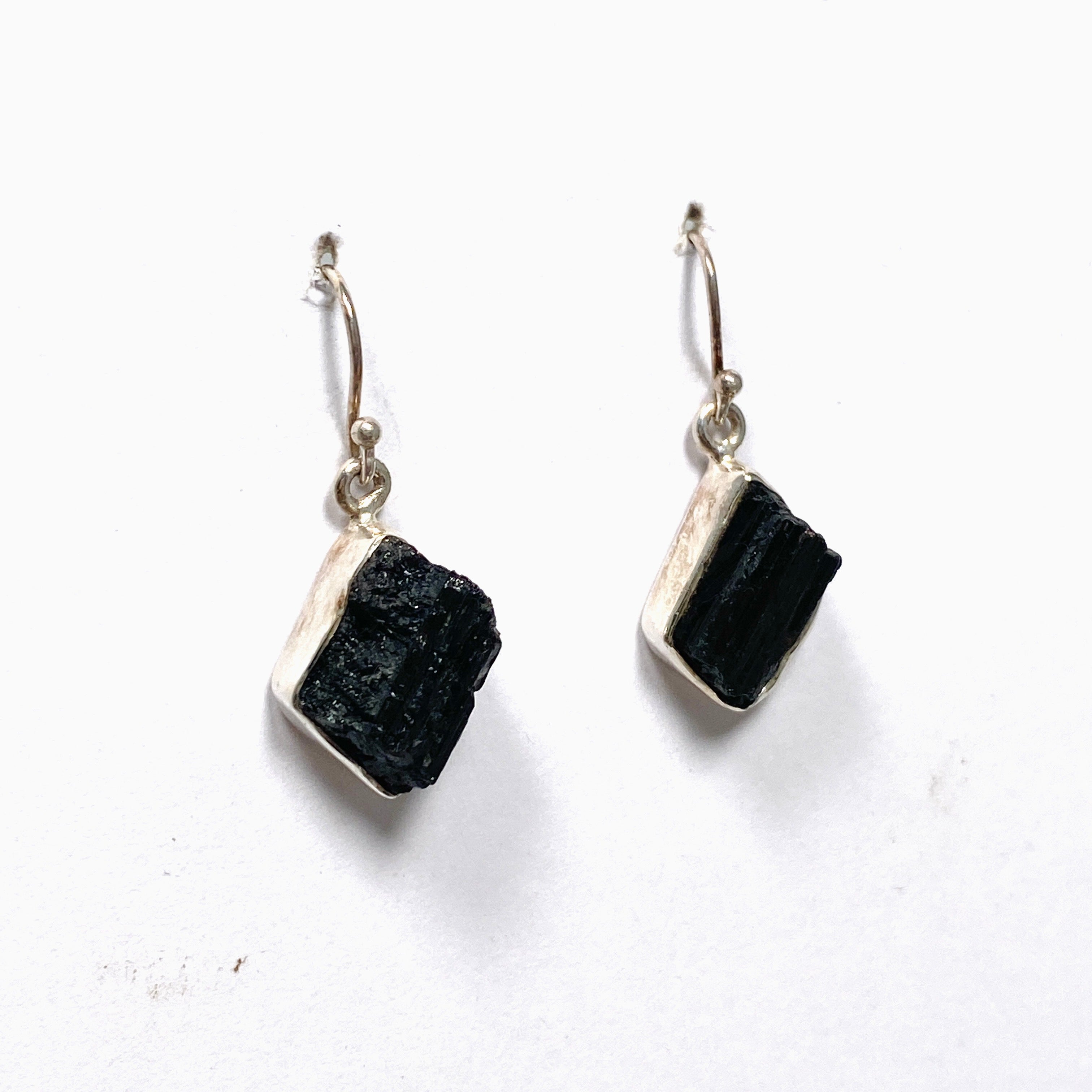 Natural Black Tourmaline Raw Stone Earrings for Women - Healing Crystal Jewelry for Protection & Positive Energy - Perfect for Meditation, Yoga & Spiritual Practices