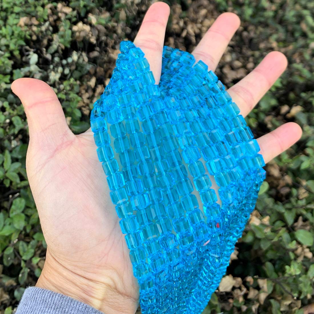 Czech Glass Beads 8mm (0.31 Inch) Aqua Blue Faceted Cube Spacer Beads - 190-196pcs Bulk for DIY Jewelry Making, Bracelets, Necklaces & Craft Projects - Premium Quality Loose Beads for Jewelry Designers & Crafters