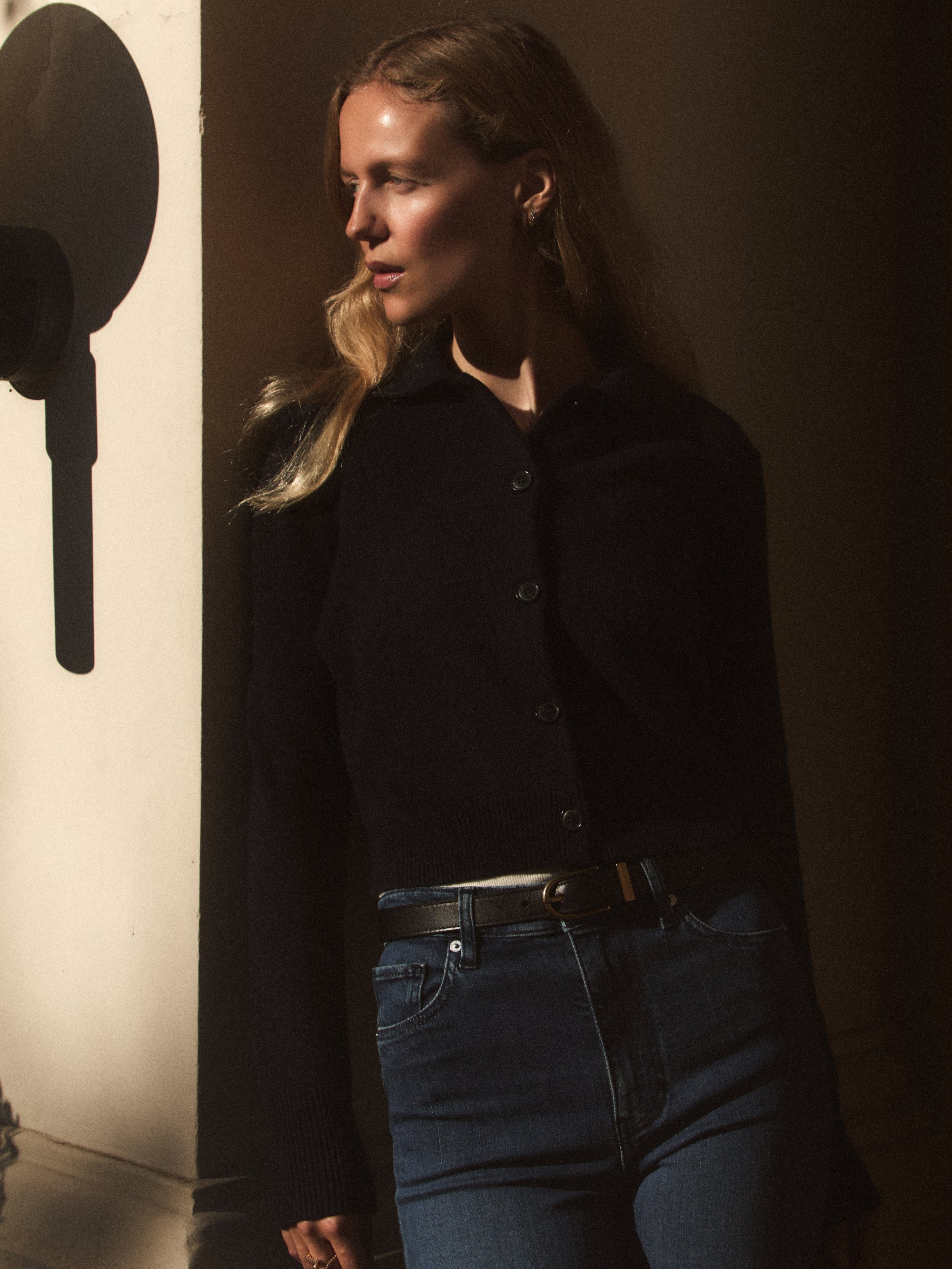 Luxury Shrunken Cashmere Cardigan for Women - Soft & Cozy Navy Sweater - Perfect for Fall & Winter Layering, Office Wear & Casual Outfits