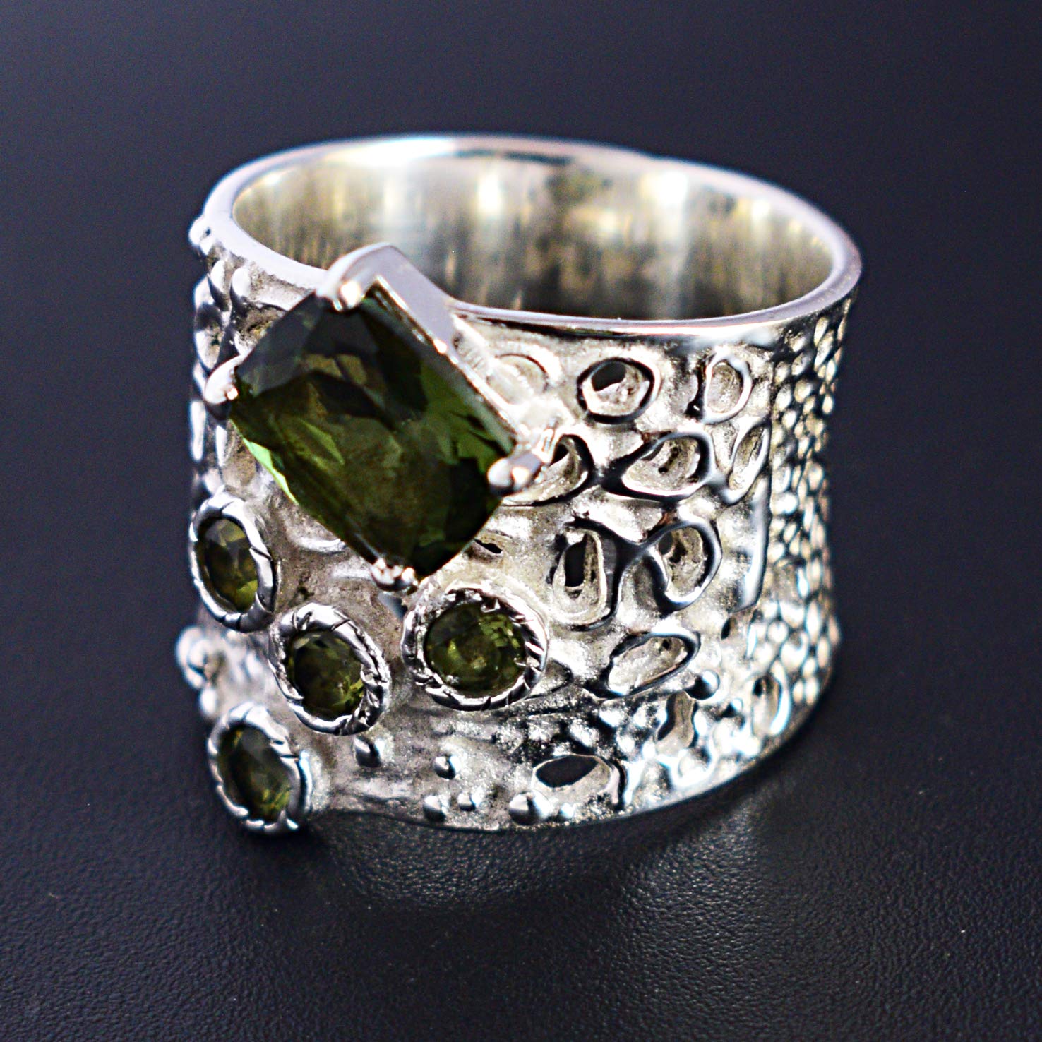 Natural Moldavite Gemstone 925 Sterling Silver Ring - Handmade Bohemian Jewelry for Women - Perfect Birthday Gift, Spiritual Healing & Fashion Statement
