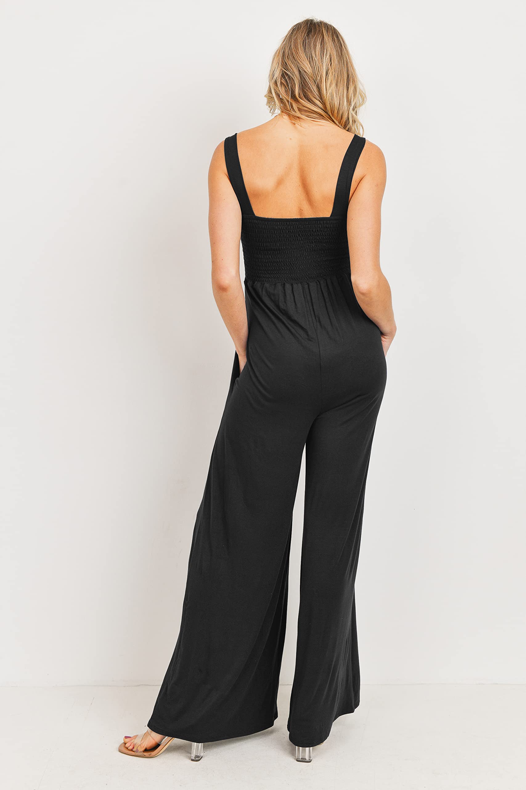 Stylish Women's Maternity Sleeveless Jumpsuit Romper - Smocked Neck & Pockets - Comfortable Pregnancy Outfit for Summer, Travel & Photoshoots