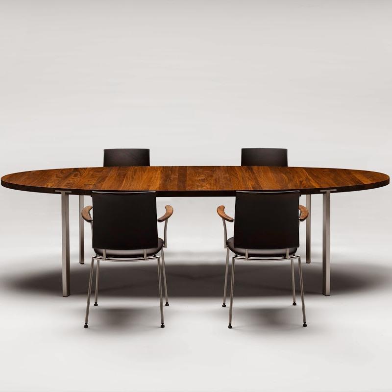 GM2100 Oval Extension Table - Expandable Dining Table for 6-8 People - Perfect for Family Gatherings & Dinner Parties