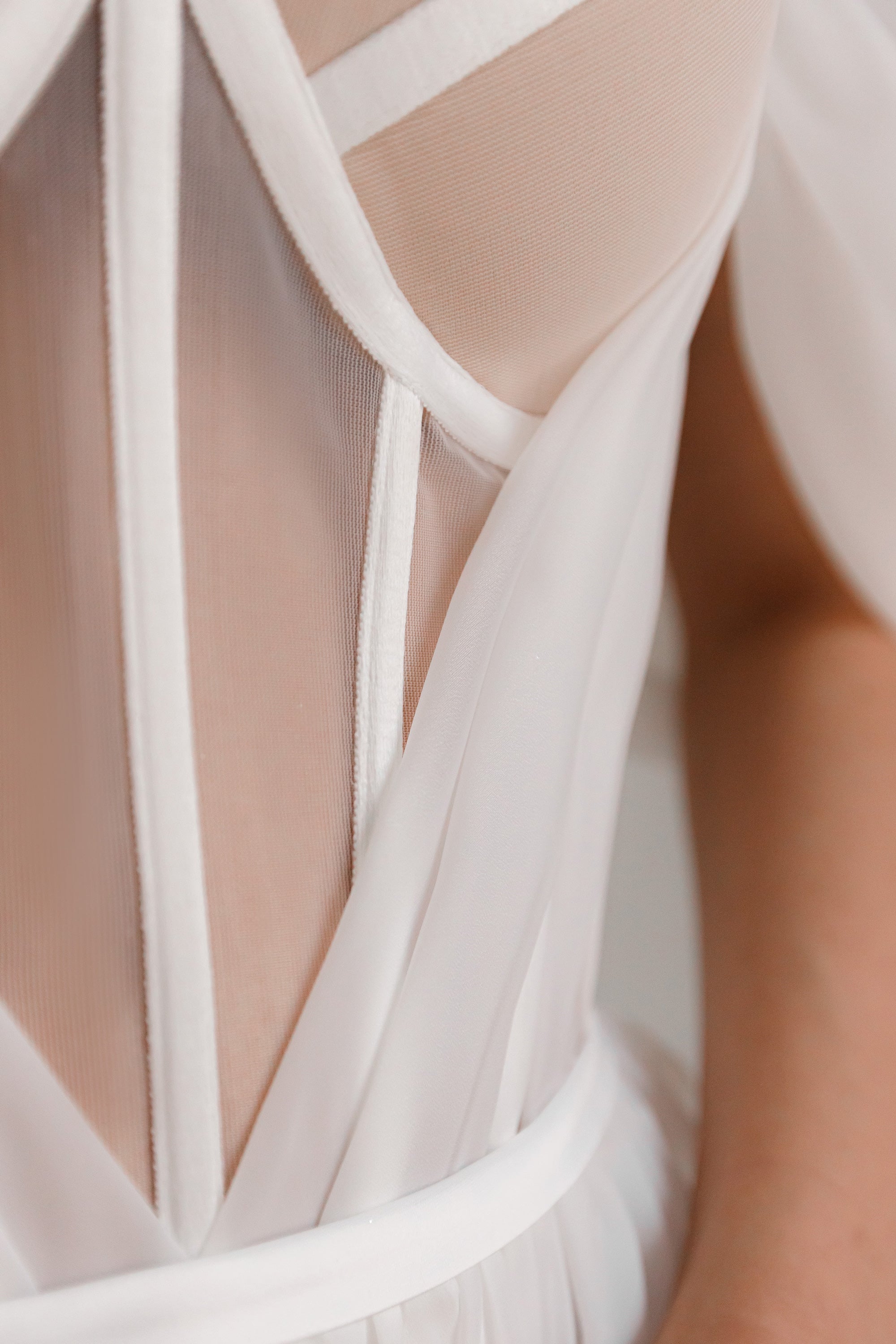 Elegant Organza Wedding Dress for Bride - Perfect for Church Ceremony, Beach Wedding & Formal Reception