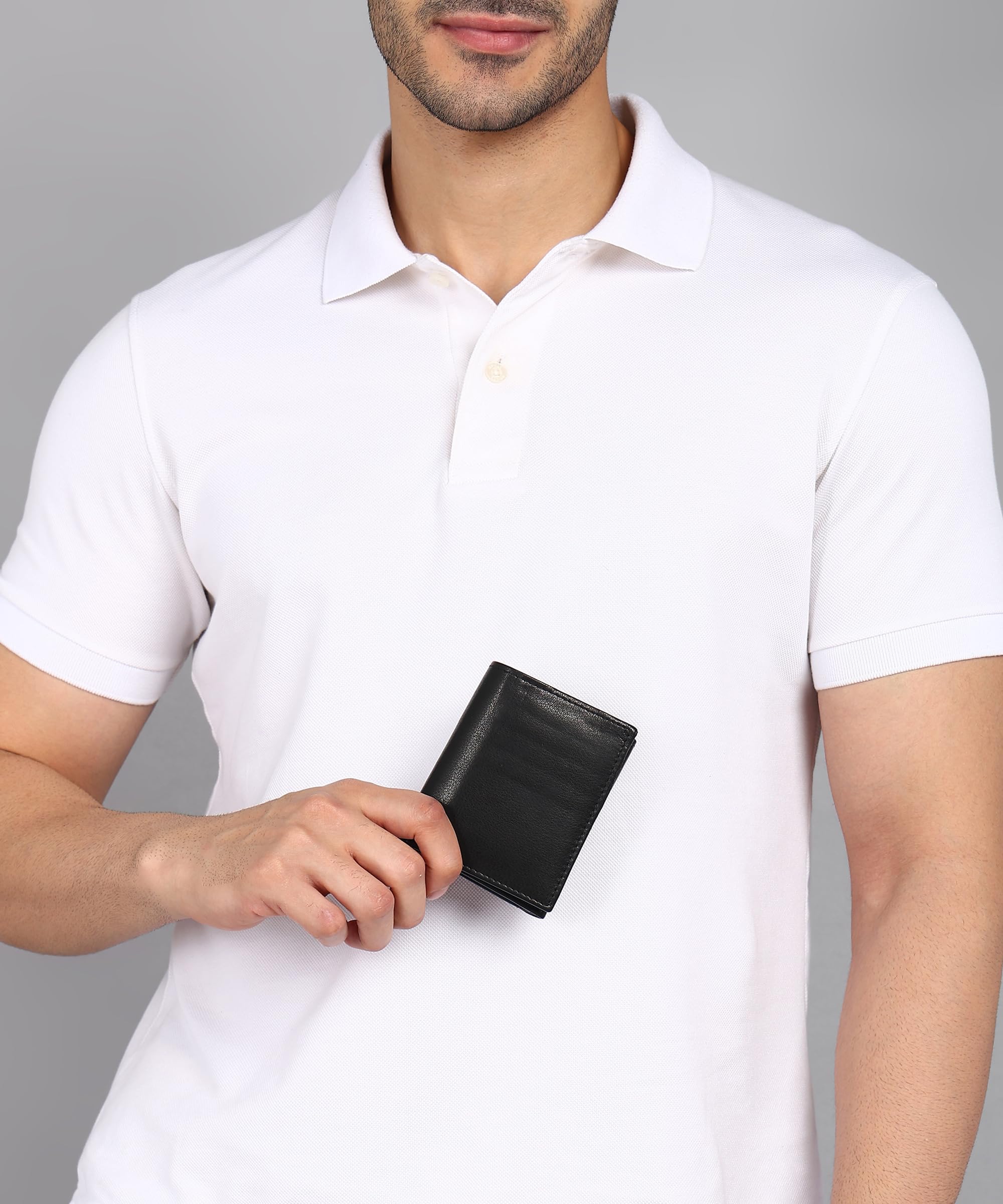 LeatherBoss Men's RFID Trifold Wallet - Slim & Stylish for Everyday Use