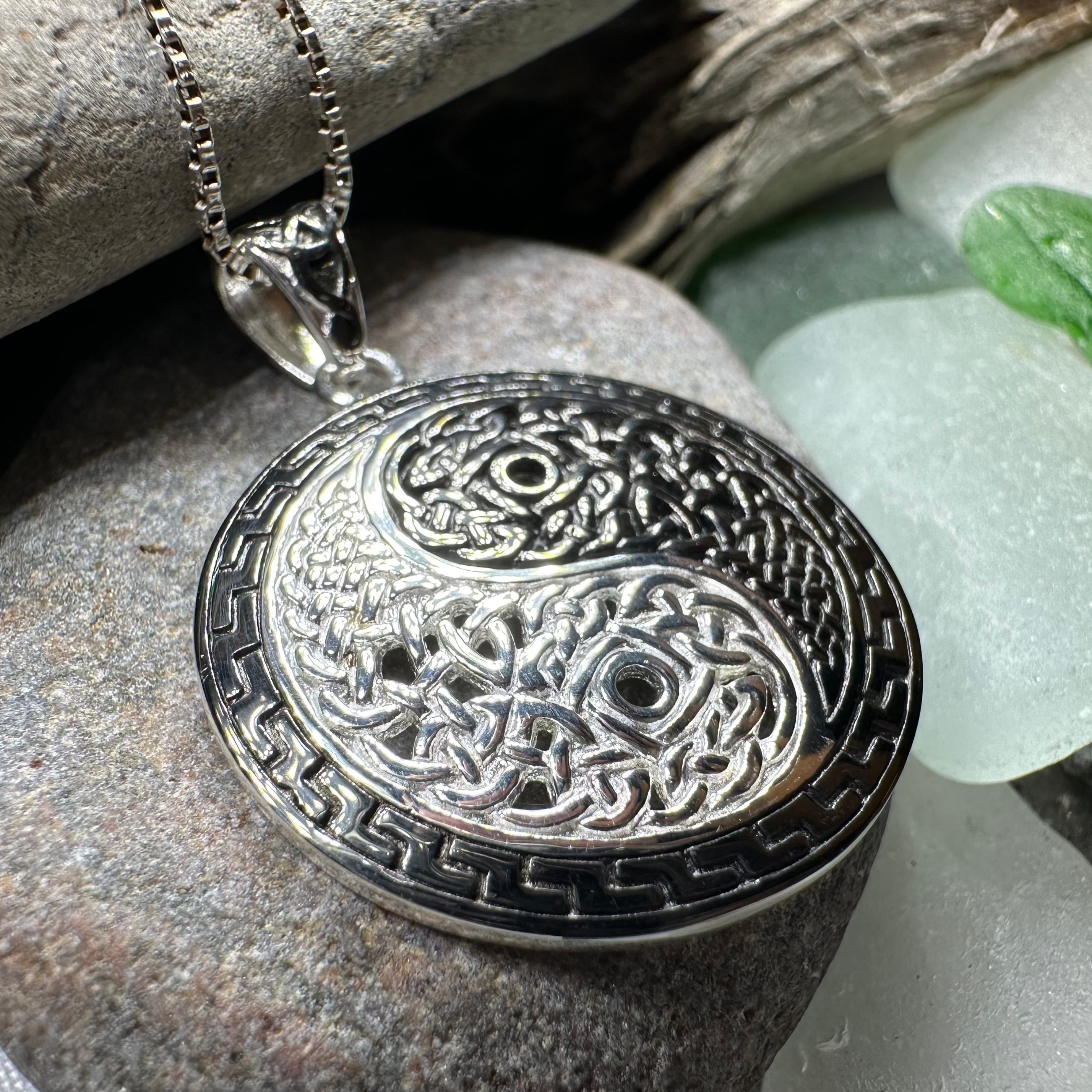 Celtic Yin Yang Necklace for Women - Stainless Steel Pendant with Chain - Spiritual Symbol Jewelry for Meditation, Yoga & Everyday Wear