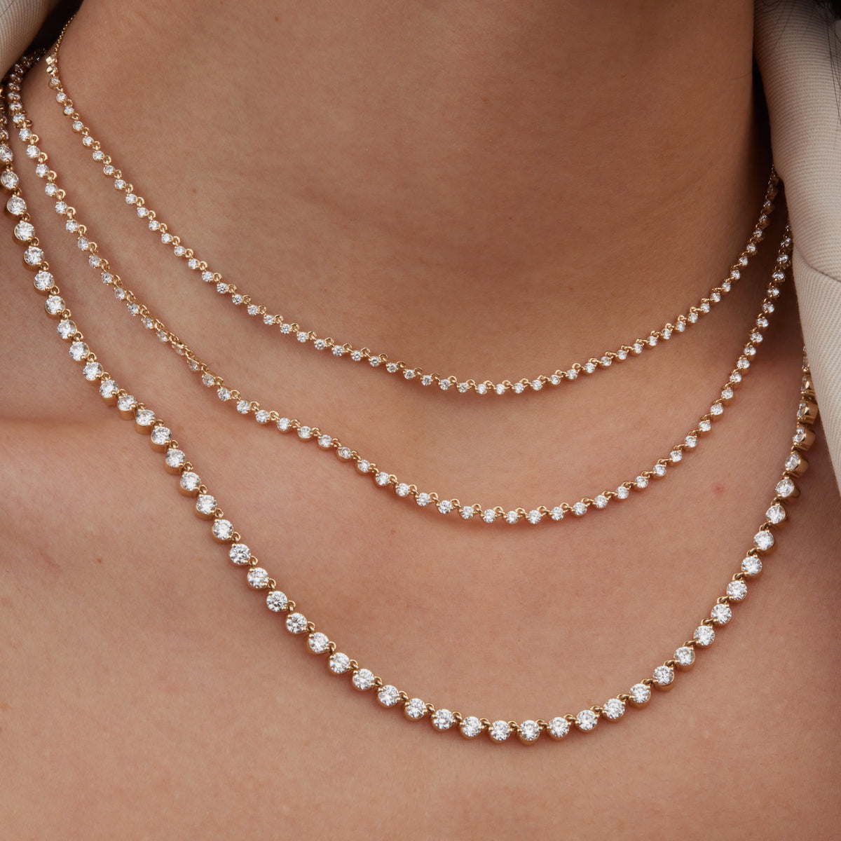 Diamond-Encrusted Choker Necklace - Elegant & Sparkling Jewelry for Women | Perfect for Parties, Weddings & Special Occasions