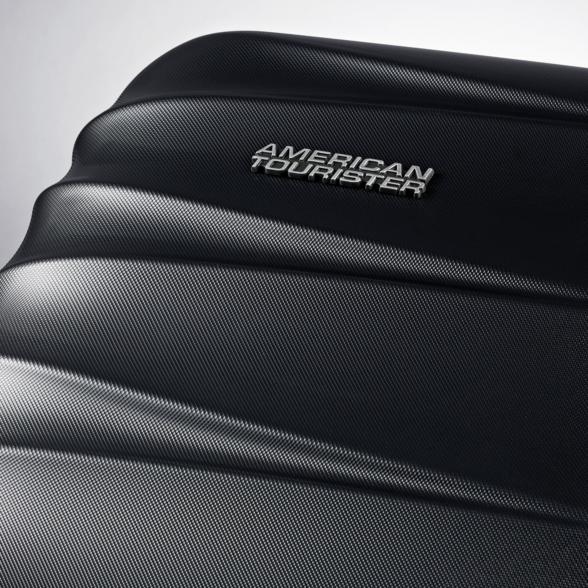 American Tourister Arona Premium Hardside Spinner Luggage Set 3-Piece (20