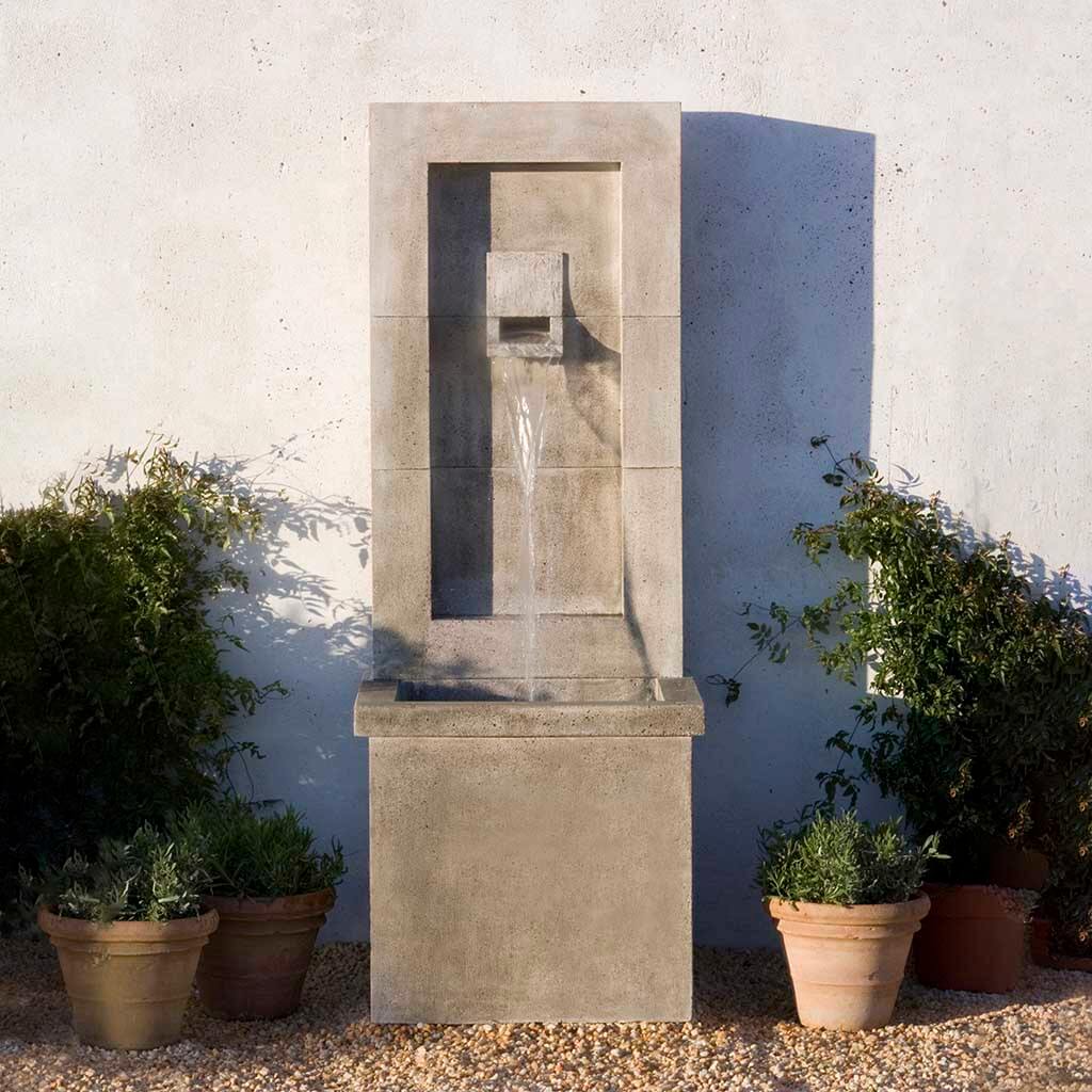 Campania International Moderne Outdoor Fountain - Elegant Garden Water Feature for Patio, Yard & Landscape Decor