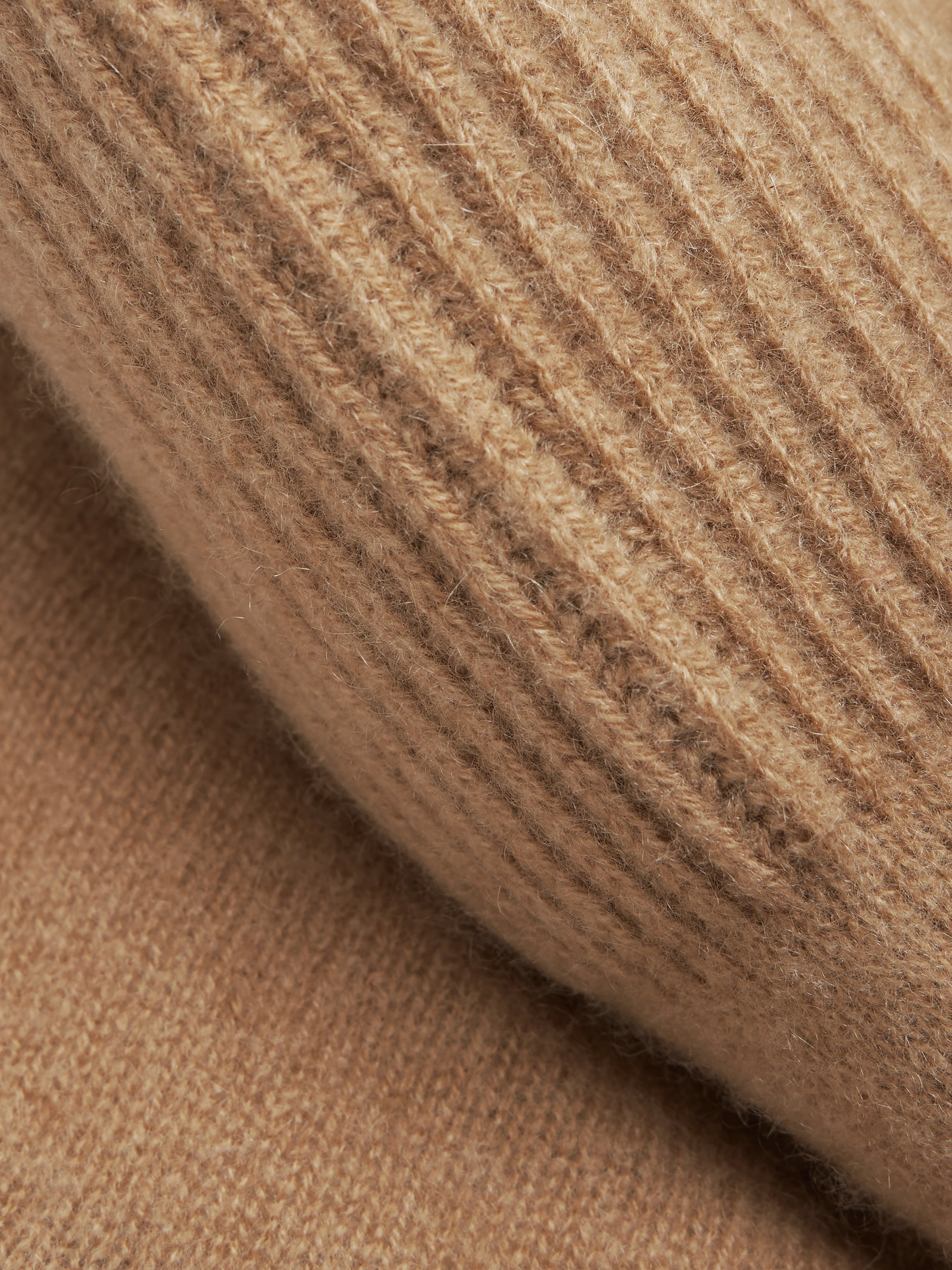 Premium Cloud Cashmere Eldon Jumper Sweater - Soft Camel Color | Cozy Winter Wear & Elegant Office Outfit