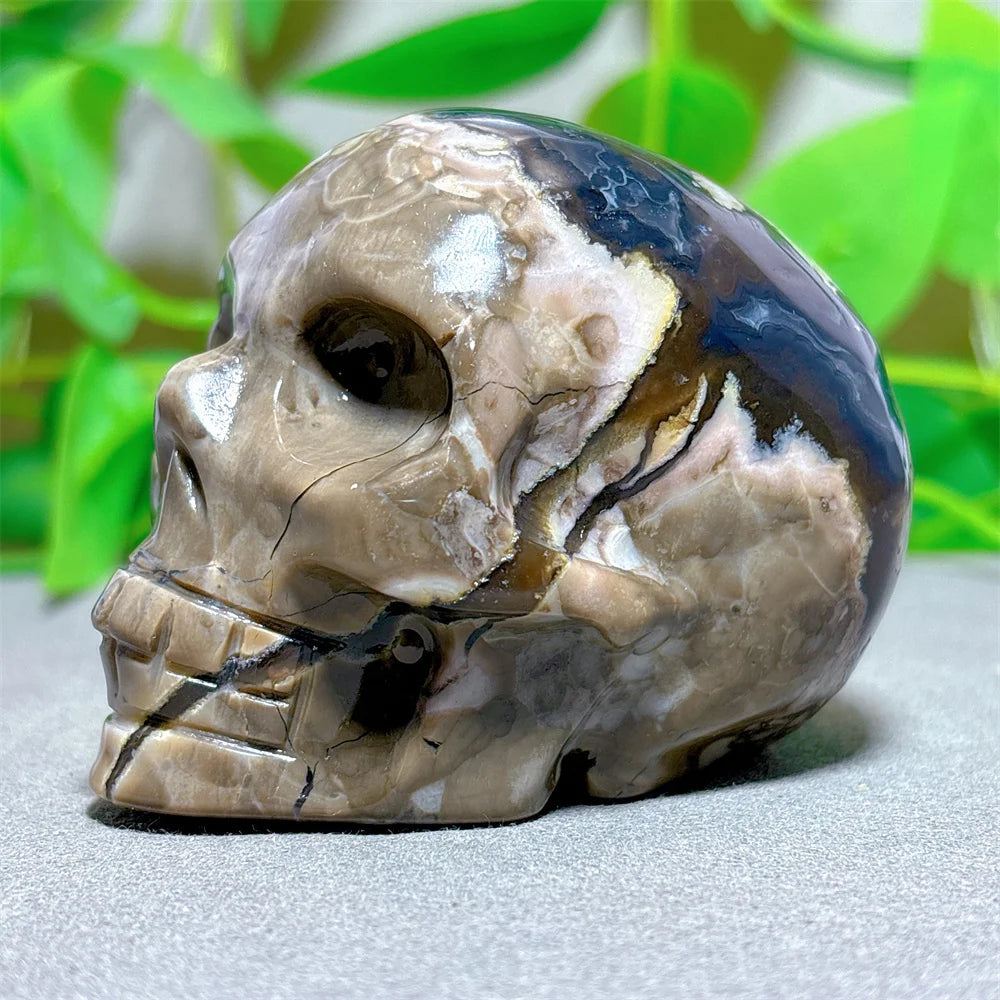 Natural Volcano Agate Skull Crystal - Healing Quartz Stone for Meditation, Spiritual Energy & Halloween Decor - Unique Mineral Specimen Gift for Collectors & Crystal Enthusiasts (Perfect for Home Altar, Yoga Space & Gothic Decor)