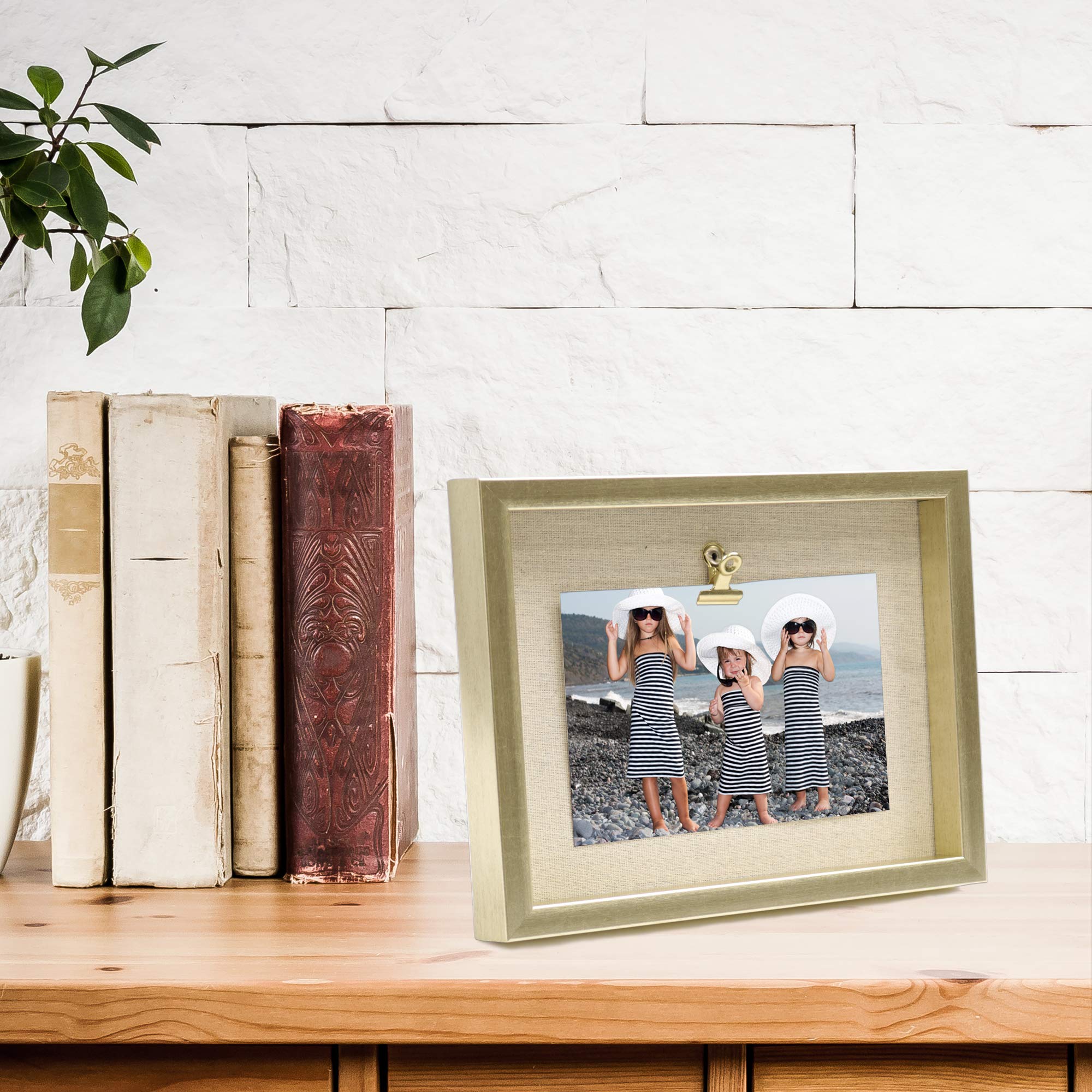 Lawrence Home 6x4 Silver Picture Frame - Elegant Photo Display for Wall, Tabletop, or Gift Giving