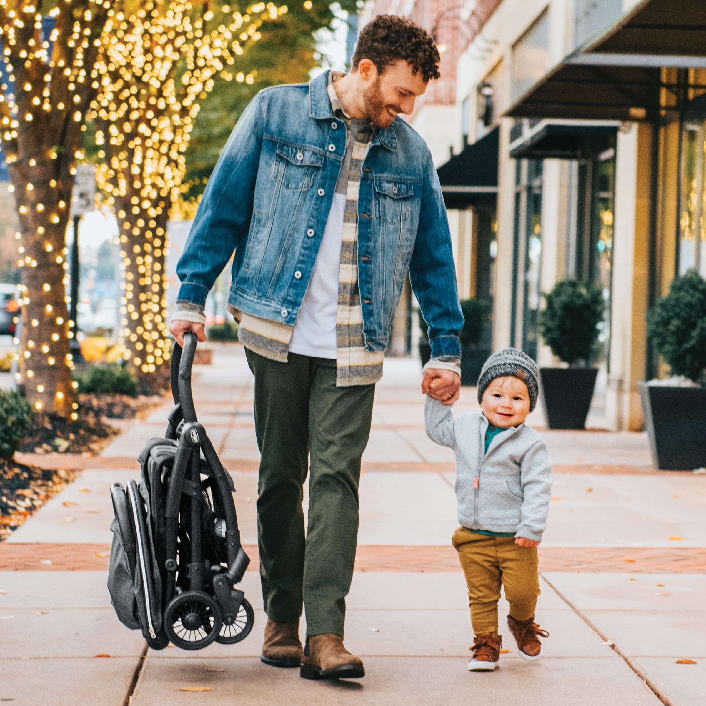 Chicco Presto Self-Folding Compact Baby Stroller with Canopy - Lightweight Aluminum Frame Umbrella Stroller for Infants & Toddlers up to 50 lbs | Graphite Grey | Perfect for Travel, Shopping & Daily Walks