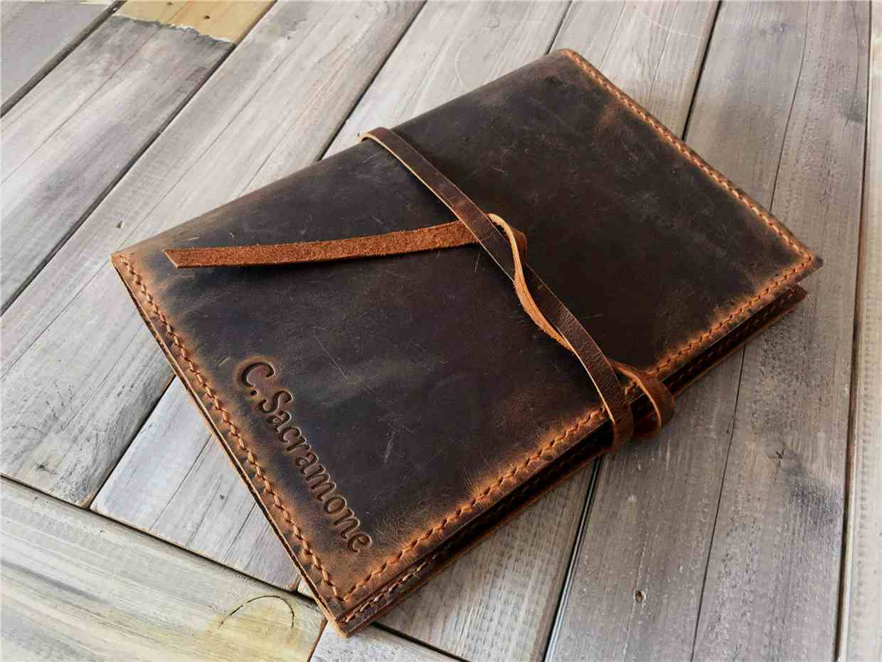 Personalized A5 Leather Notebook Journal - Custom Name Engraved, Refillable, Gift for Writers & Professionals - Perfect for Journaling, Note Taking & Business Meetings