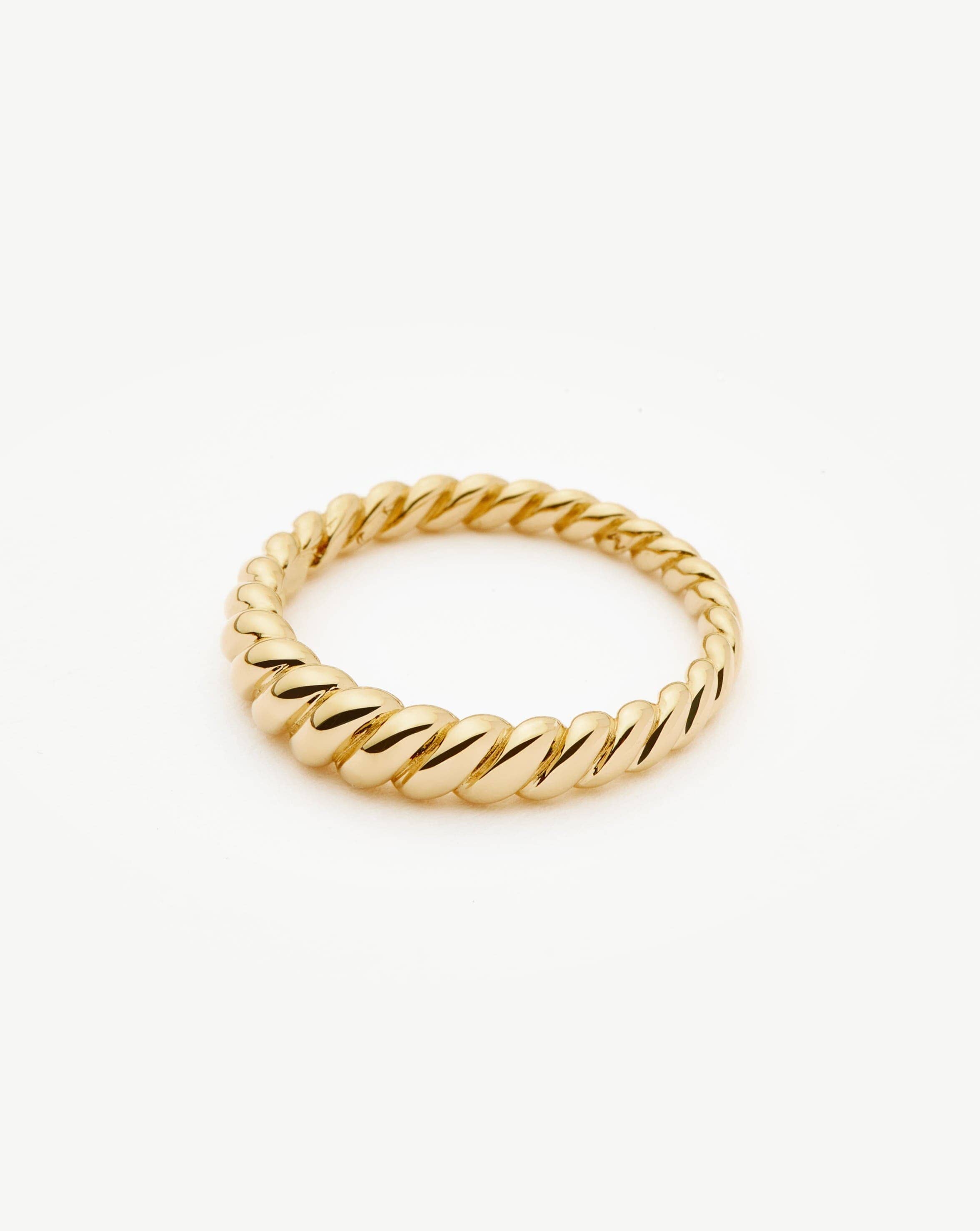 14K Solid Gold Twisted Classic Ring for Women - Elegant Stackable Band for Everyday Wear, Gift Giving & Special Occasions