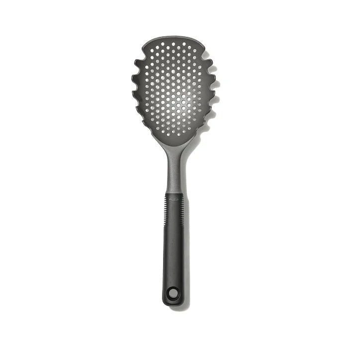 Stainless Steel Pasta Scoop Strainer with Ergonomic Handle - Perfect for Draining Spaghetti, Macaroni & Noodles in Kitchen
