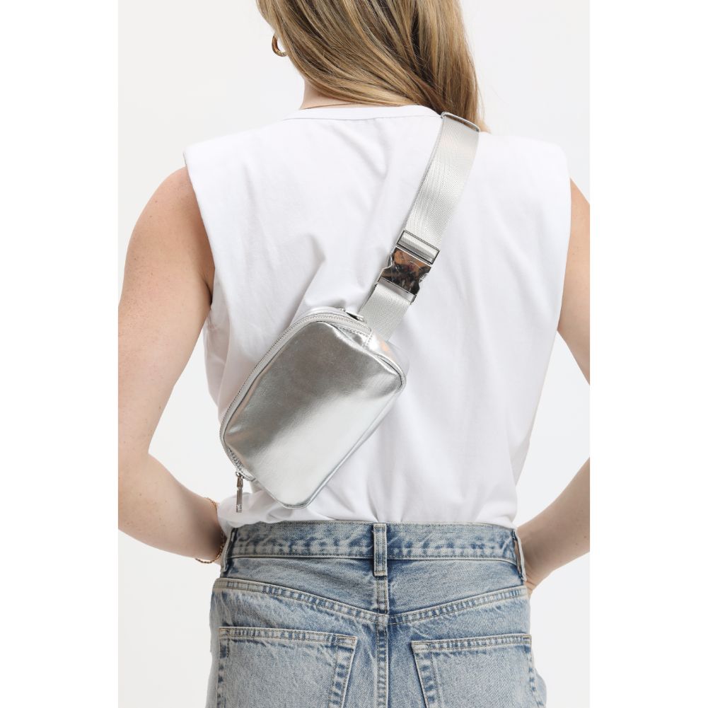 Santi Belt Bag - Waist Pack for Men & Women, Adjustable Fanny Pack for Running, Hiking, Travel - Hands-Free Crossbody Bag with Zipper Pockets