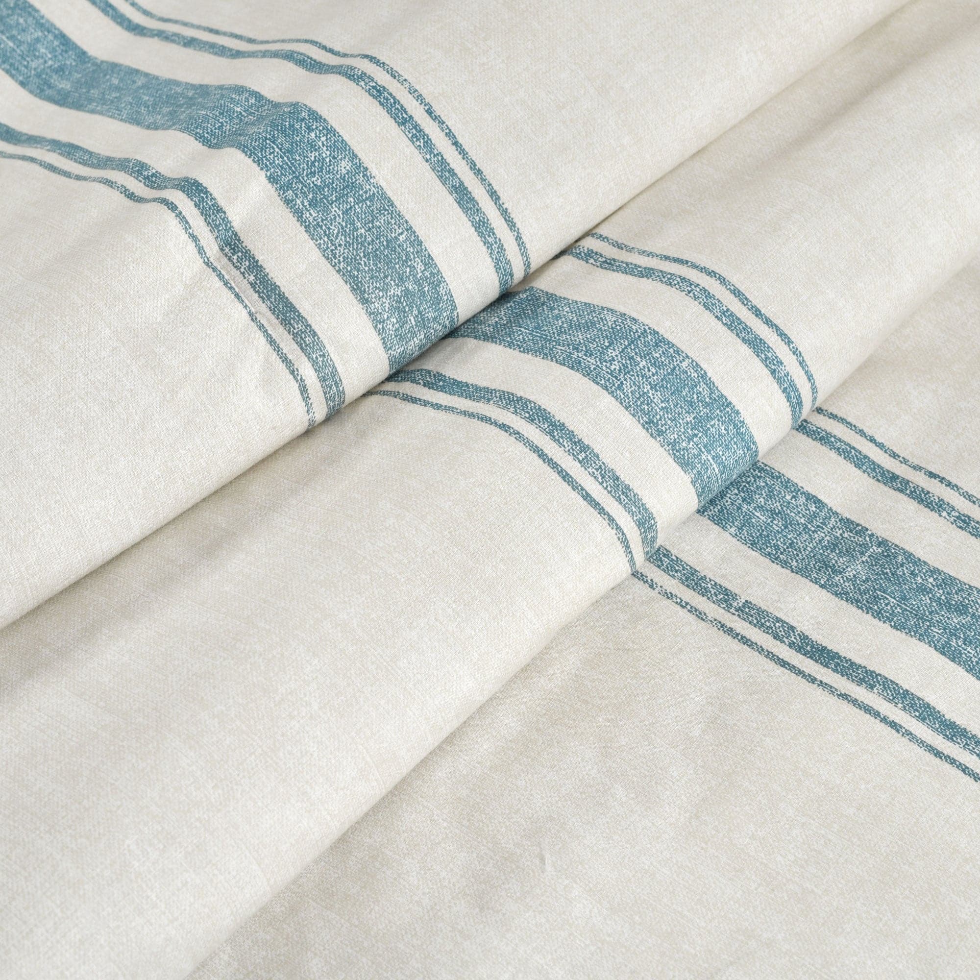 Farmhouse Stripe Throw Blanket - Soft Cozy Knit Accent Blanket for Couch, Bed & Home Decor - Perfect for Living Room, Bedroom & Seasonal Decorations