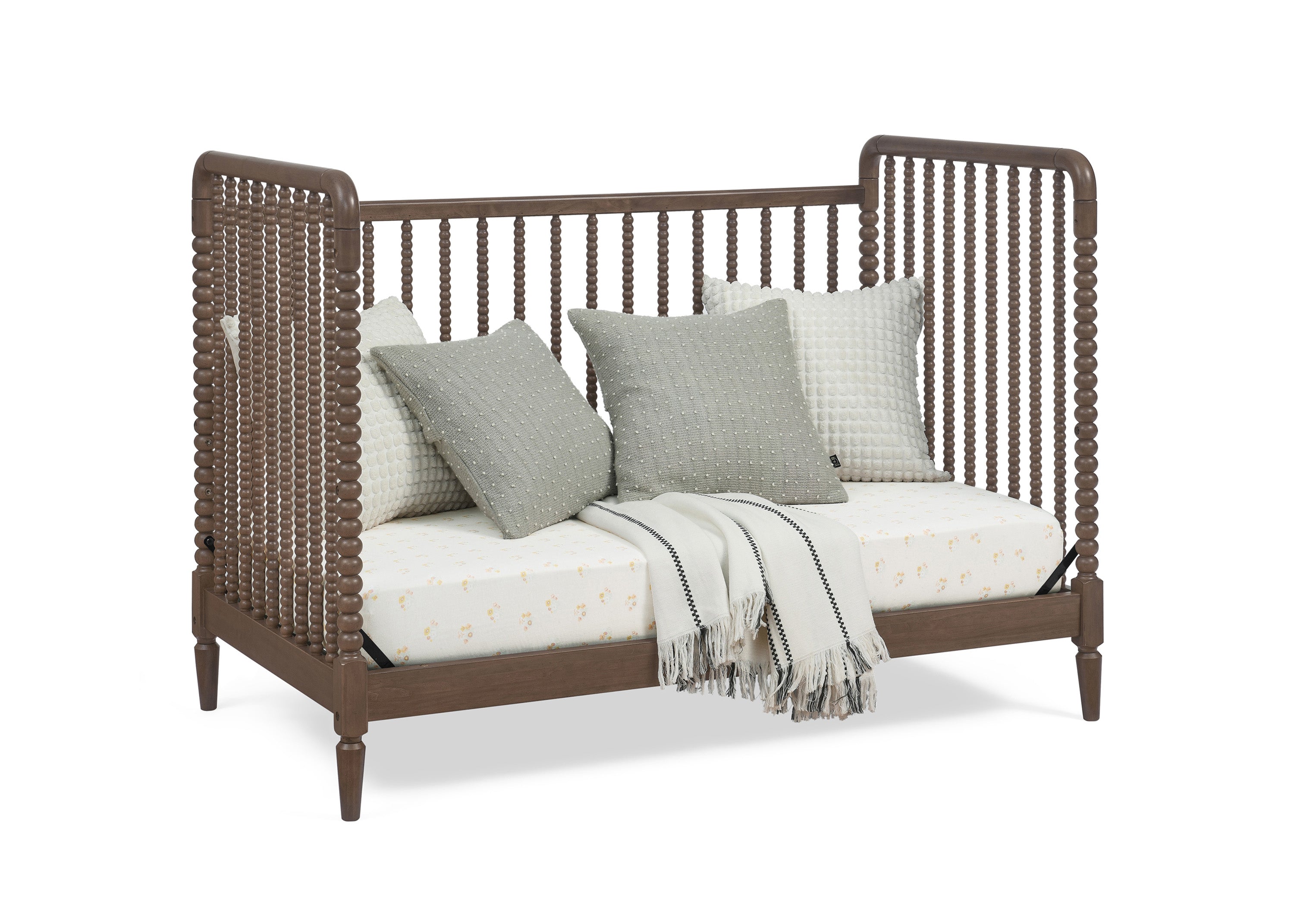 Saint 4-in-1 Convertible Baby Crib - White Wooden Nursery Bed with Toddler Rail & Daybed Conversion - Perfect for Newborns to Kids Bedroom & Daycare Centers