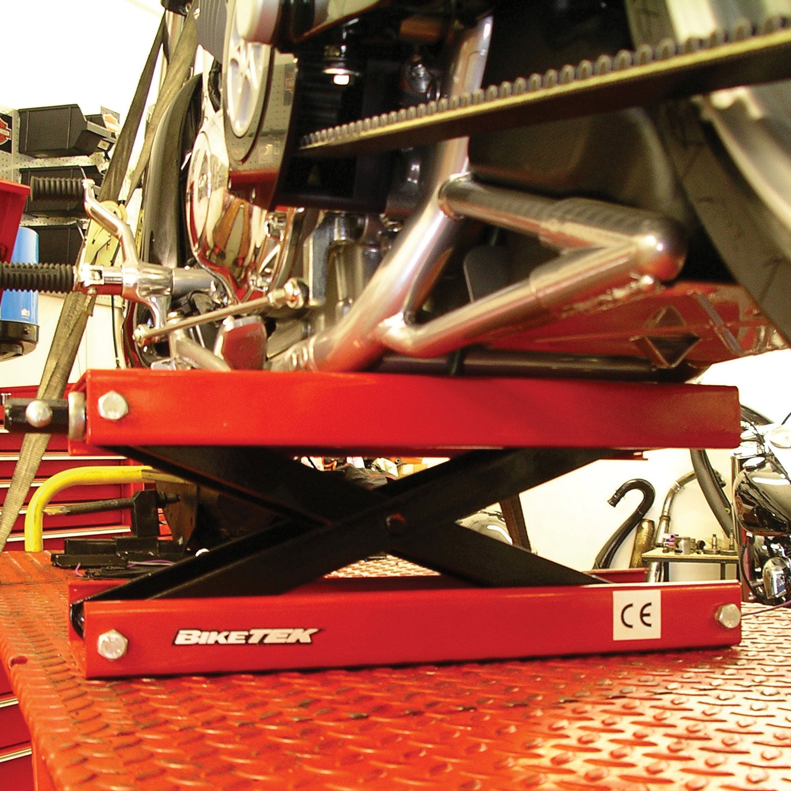 BikeTek Scissor Lift Bike Jack - Heavy Duty Motorcycle Stand for Easy Maintenance & Repair - Perfect for Garage, Workshop & DIY Enthusiasts