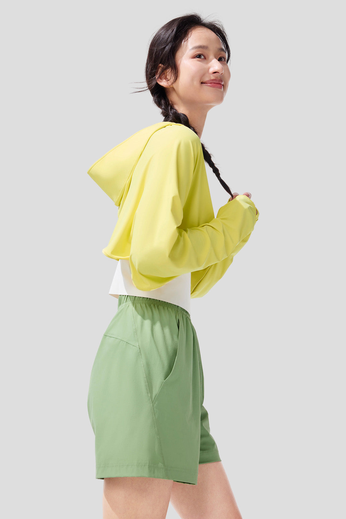 UPF50+ Women's Short Cape Jacket - Lightweight Sun Protection Outerwear for Beach, Travel & Outdoor Activities