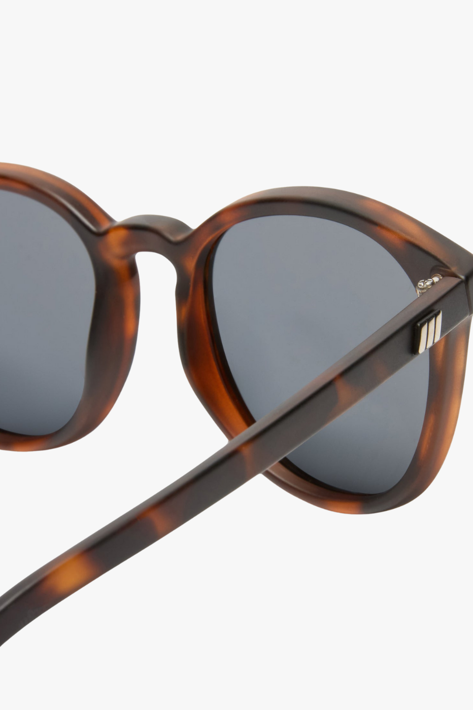 Polarized Round Matte Tortoise Smoke Lens Sunglasses for Men & Women - UV Protection, Fashionable & Comfortable for Driving, Beach, and Outdoor Activities
