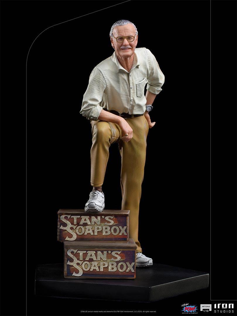 Iron Studios Stan Lee BDS Art Scale 1/10 Statue - Marvel Comics Collectible for Display & Home Decor