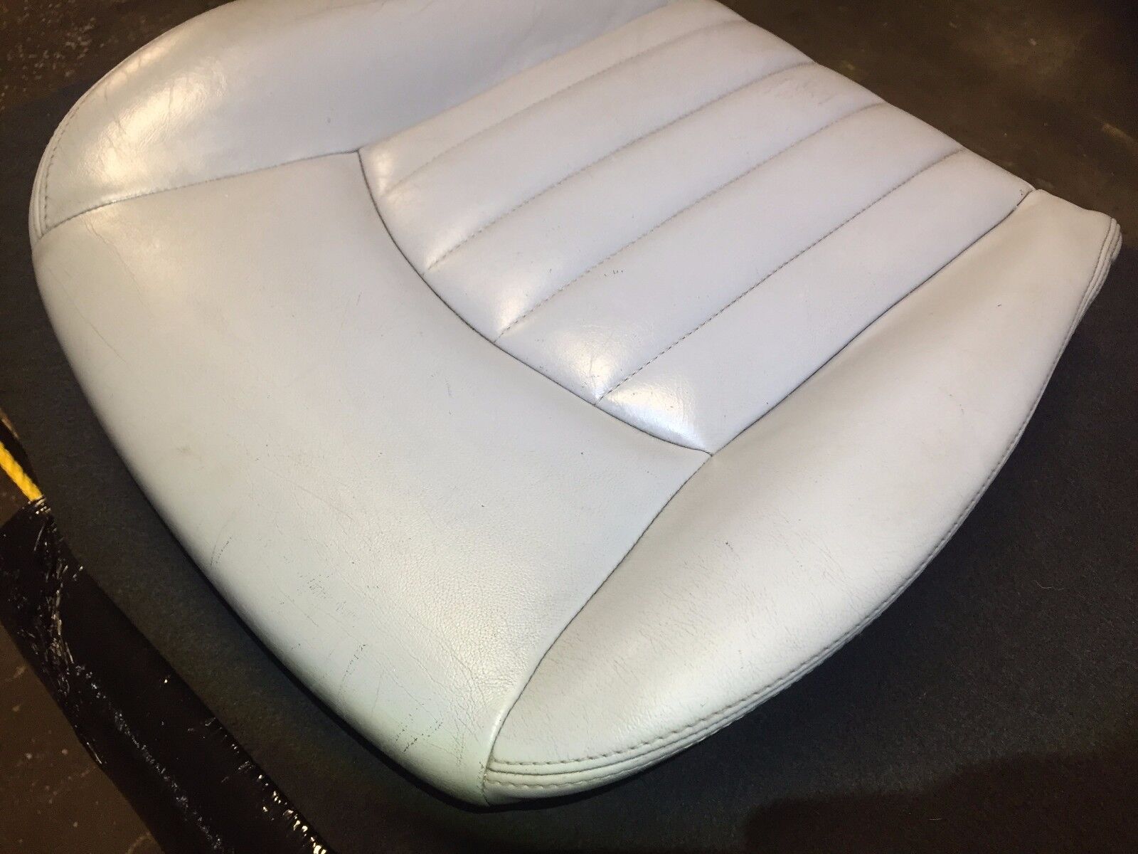 2002-2008 Jaguar X-Type Front Passenger Right Seat Lower Cushion Replacement - OEM Quality Fit for Daily Commuting & Road Trips