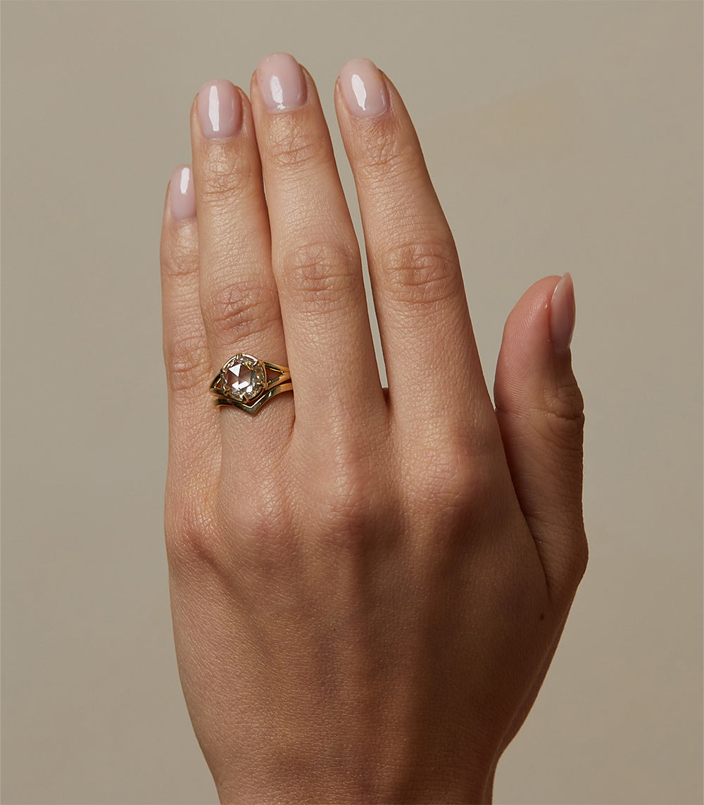 2 Carat Diamond Ring for Women - Elegant Solitaire Engagement & Wedding Band - Perfect for Proposals, Anniversaries, and Special Occasions
