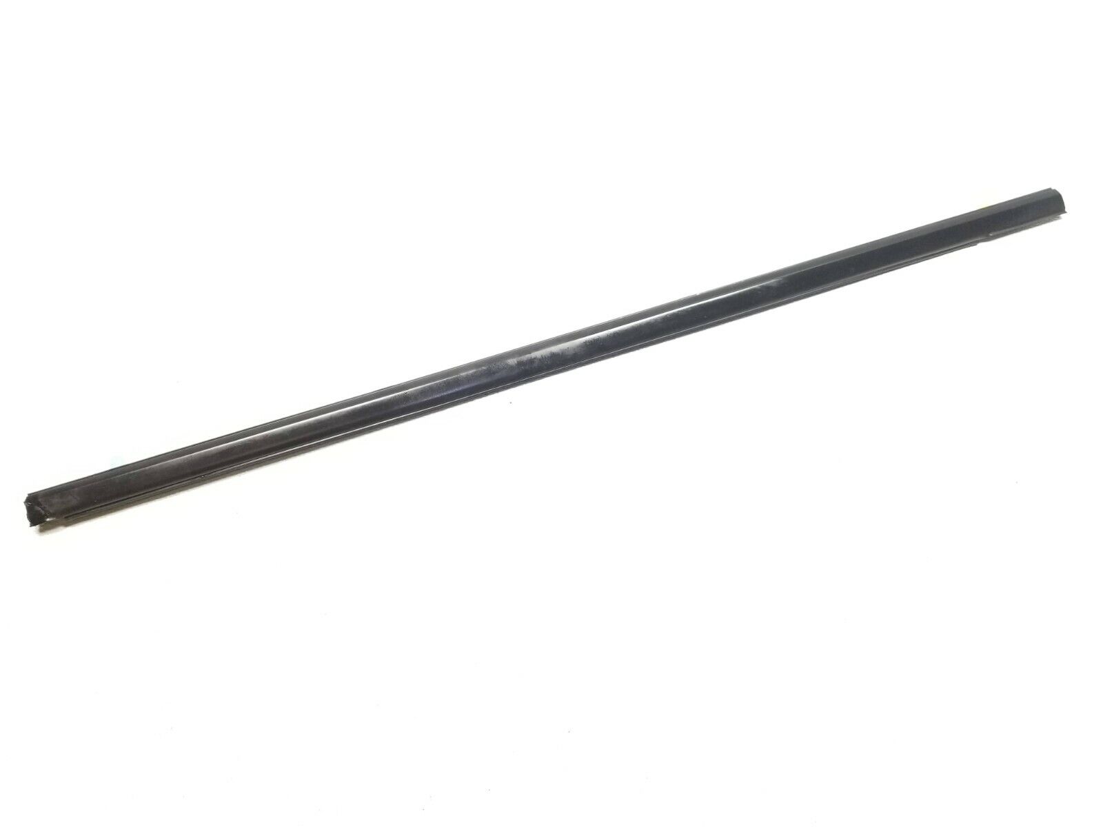 2003-2006 Acura MDX Rear Right Passenger Door Window Belt Seal Molding - OEM Replacement Part #55k - Perfect for Car Window Leak Repair & Weatherproofing