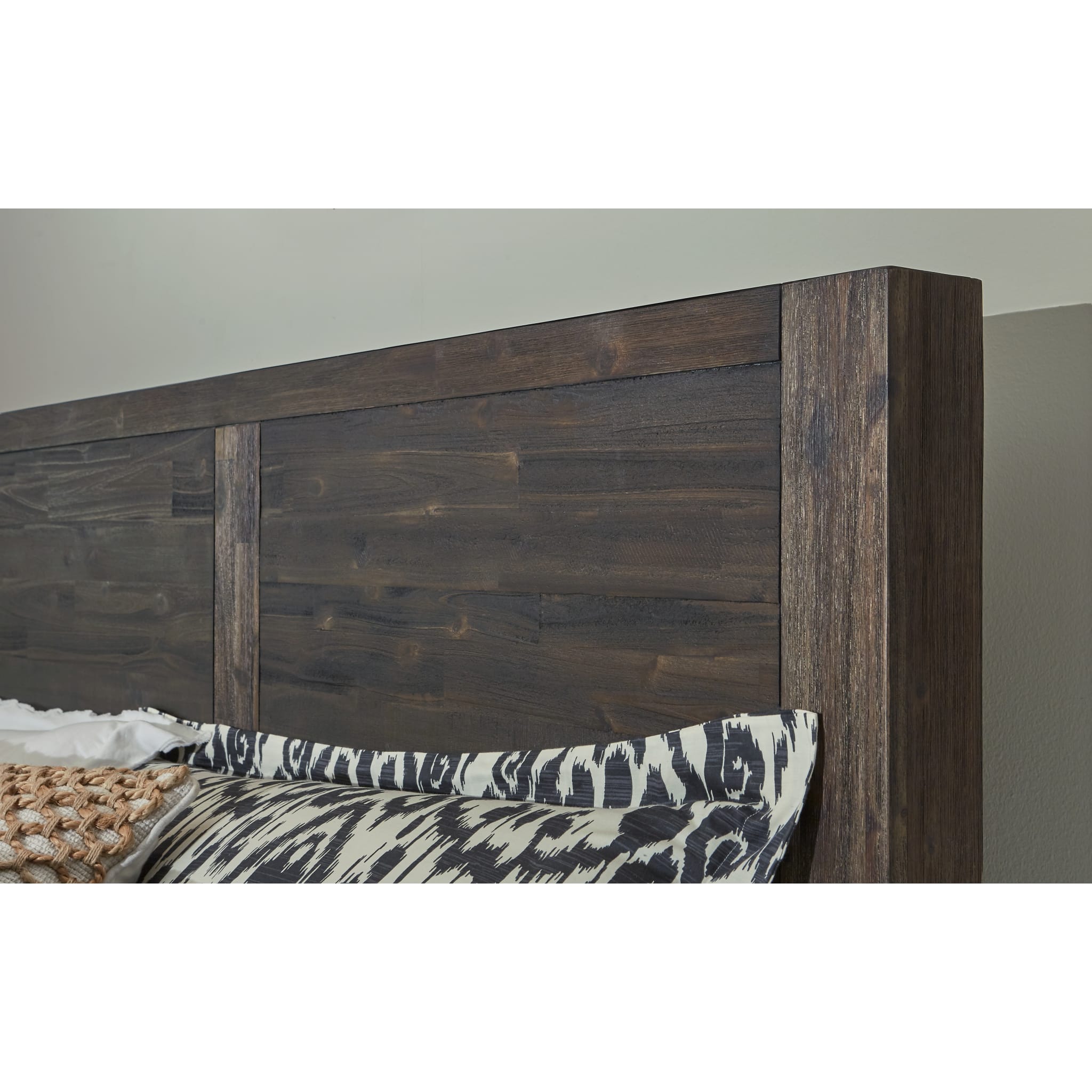 Savanna Solid Wood Platform Bed Frame - Queen Size, Coffee Bean Finish - Sturdy & Stylish for Modern Bedrooms, Guest Rooms & Dormitories