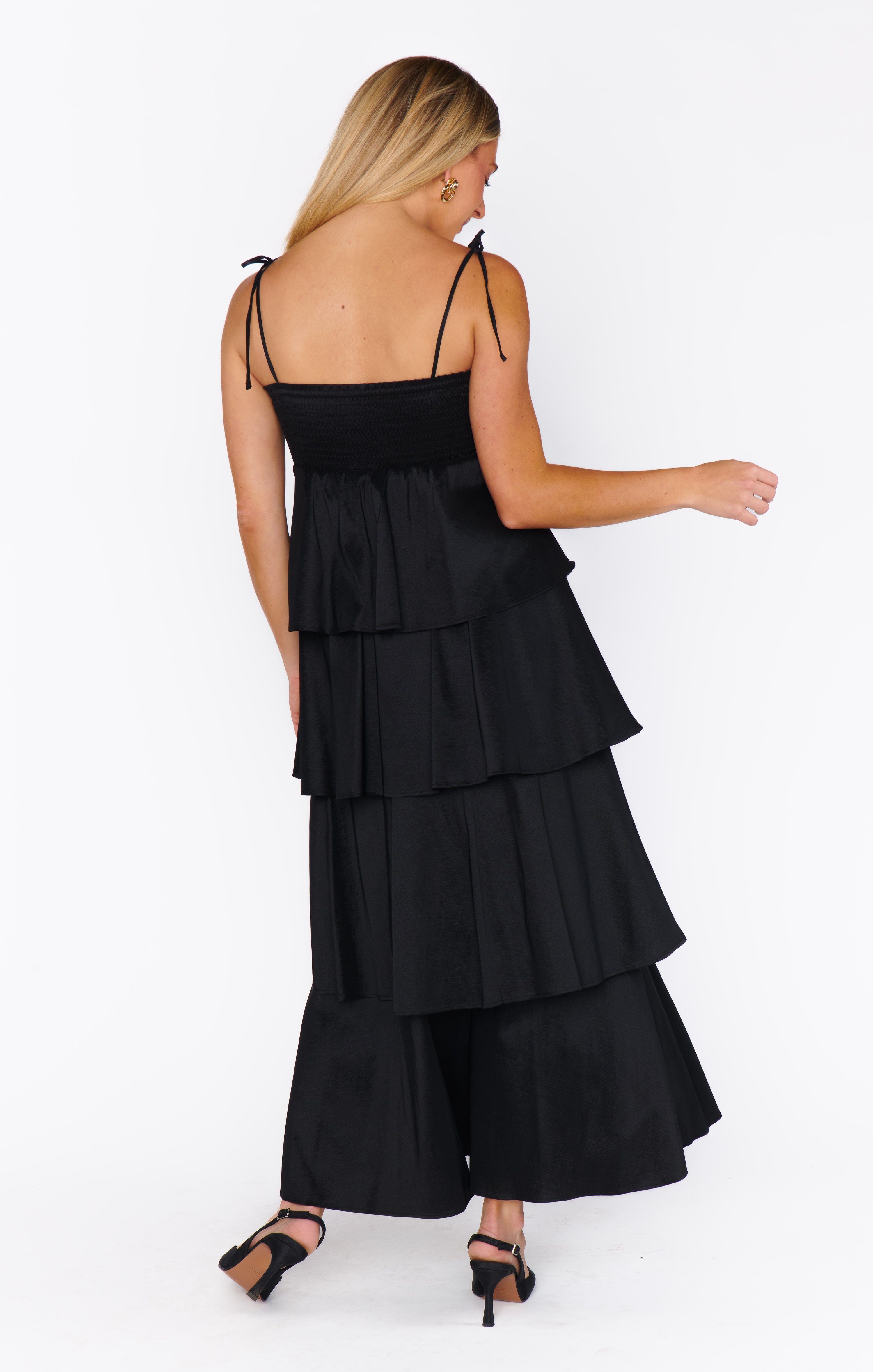 Meet Cute Black Taffeta Party Dress - Elegant Formal Evening Gown for Prom, Cocktail Parties & Special Occasions