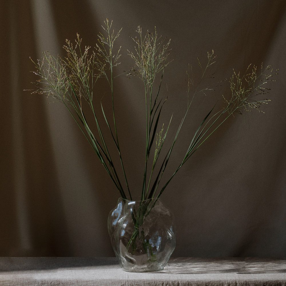 NEW WORKS Blaehr Large Clear Glass Vase - Elegant Home Decor for Living Room, Dining Table & Wedding Centerpieces
