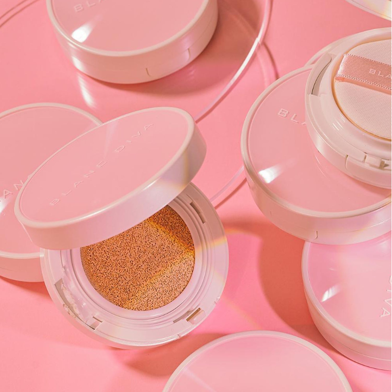 BLANC DIVA Glow On Cushion - 13g Weightless Hydrating Cushion Foundation with SPF, 3 Natural Shades for Fair to Medium Skin Tones | Perfect for Daily Wear, Touch-Ups & On-The-Go Makeup