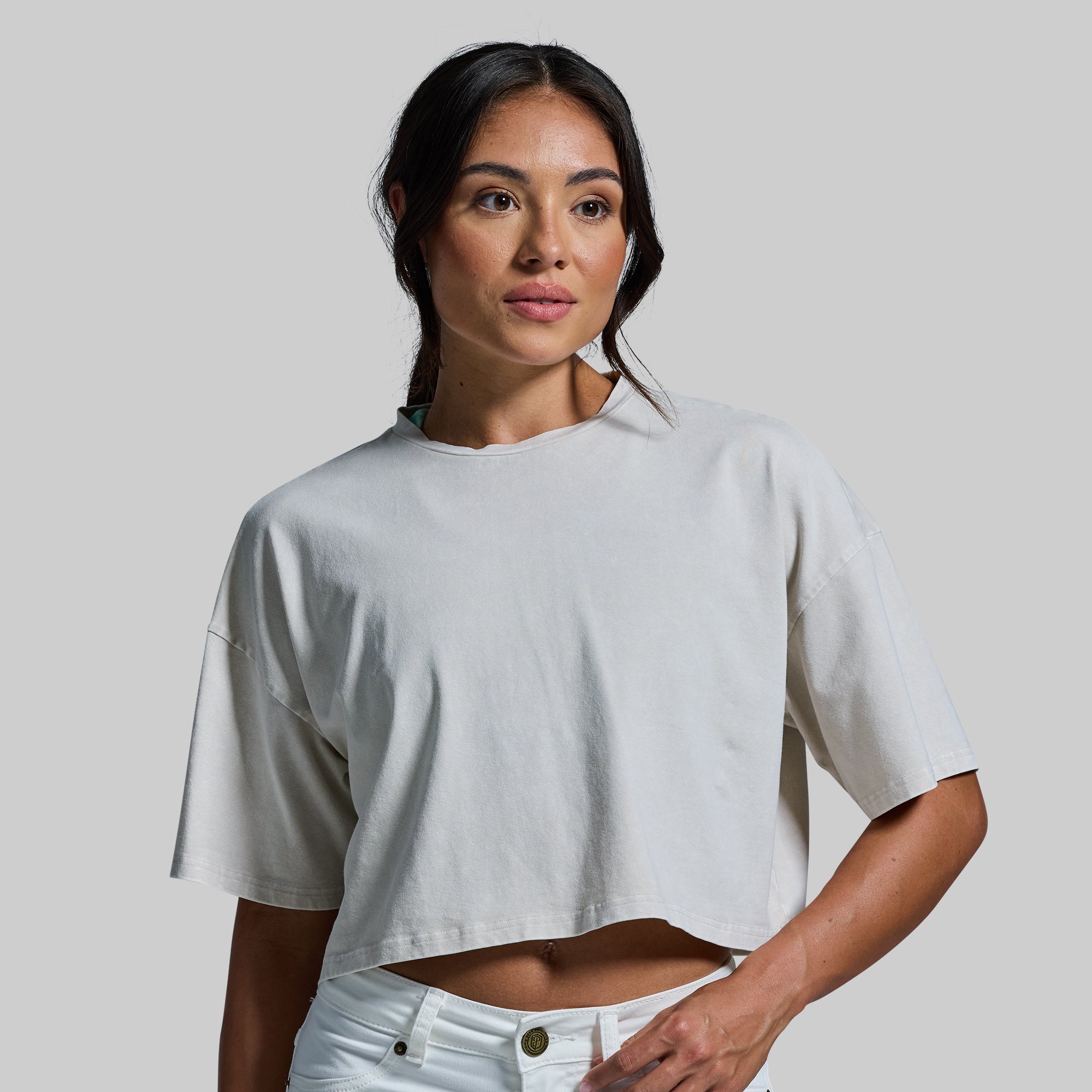 Training Crop Tee 2.0 - Women's Workout T-Shirt in Washed Sand | Perfect for Yoga, Gym & Running | Breathable & Comfortable Fitness Top