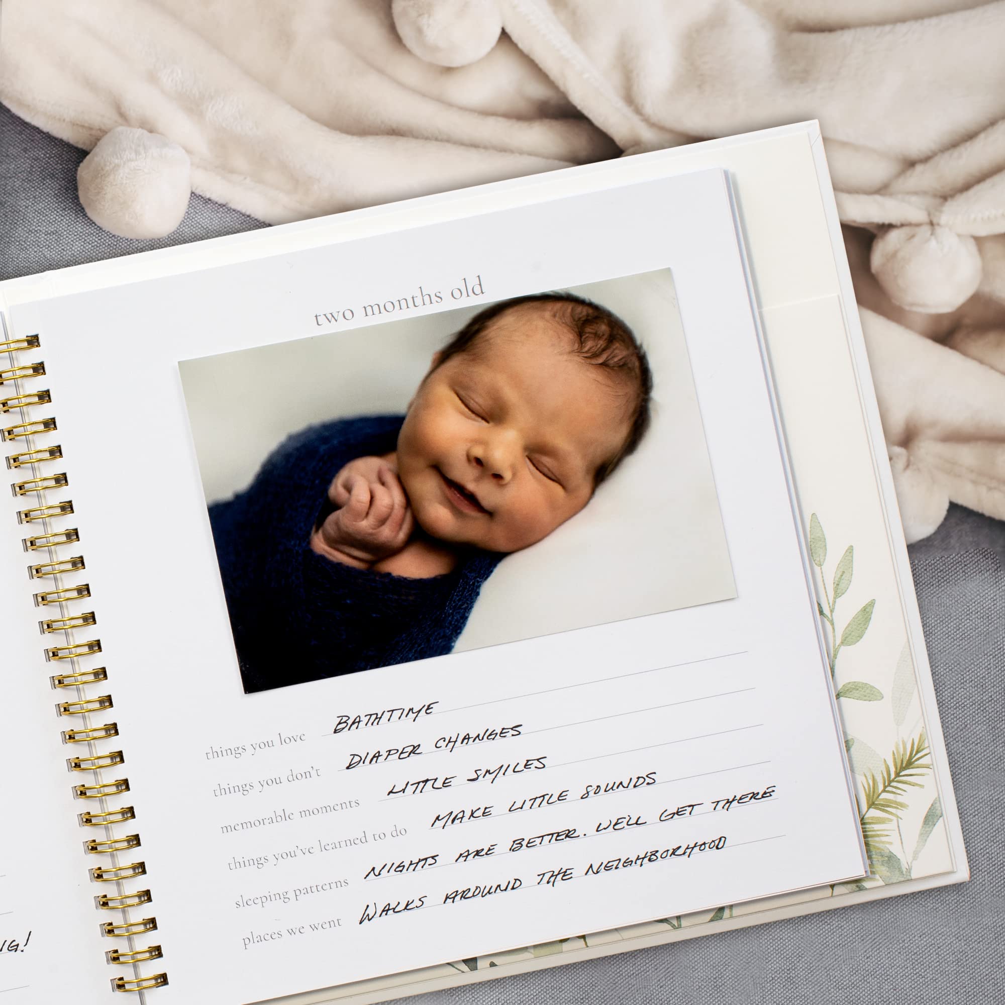Keepsake Baby Memory Book for Boys & Girls – First 5 Years Photo Album & Scrapbook – Gender Neutral Milestone Journal for Birth to Age 5 | Perfect for Baby Showers, Christenings & First Birthday Gifts