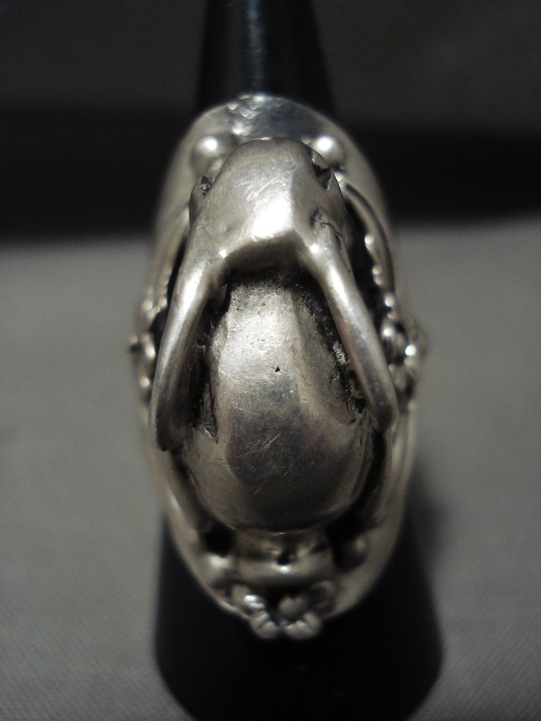 Vintage Mexican Navajo Native American Jewelry - Sterling Silver Rabbit Ring for Women - Handmade Boho Style Ring - Perfect for Festivals, Boho Fashion & Gift Giving