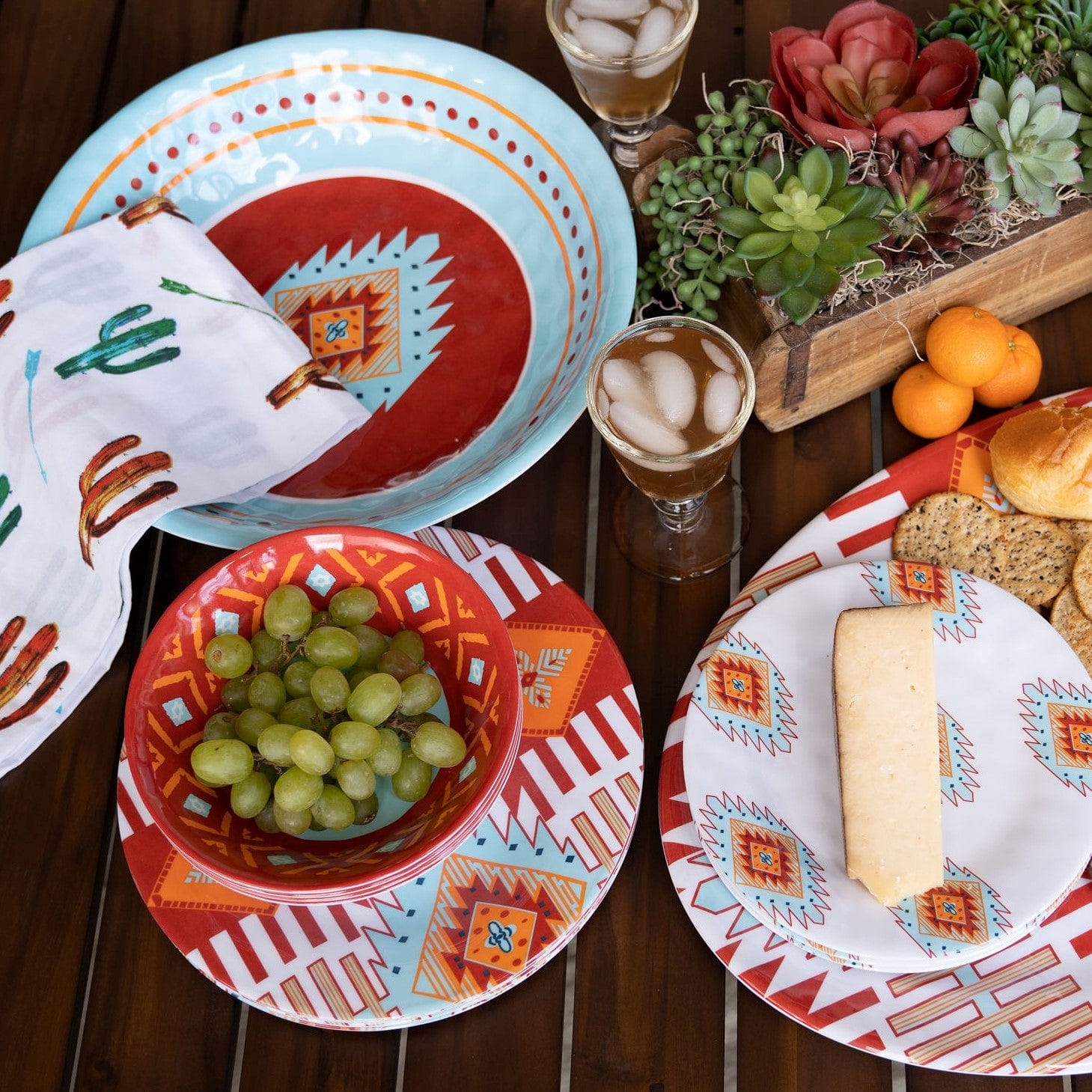 Southwest Motif Melamine Dinner Plates - Set of 4, Durable & Lightweight for Outdoor Picnics, Camping, and Patio Dining