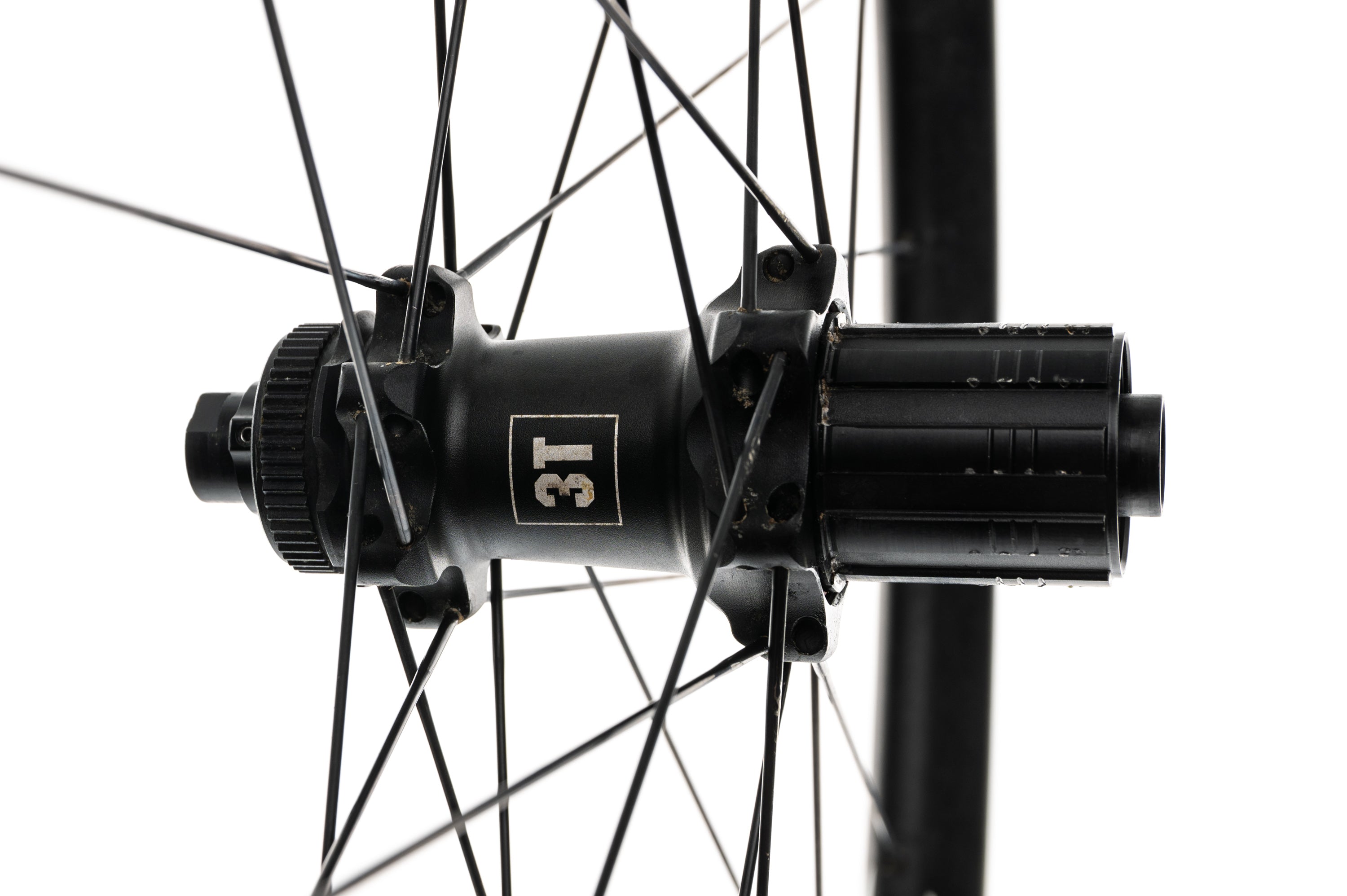 3T Discus Plus C25 Pro Disc Aluminum Tubeless 650b Wheelset - Lightweight & Durable Road Bike Wheels for Cycling Enthusiasts - Perfect for Racing, Commuting & Adventure Riding