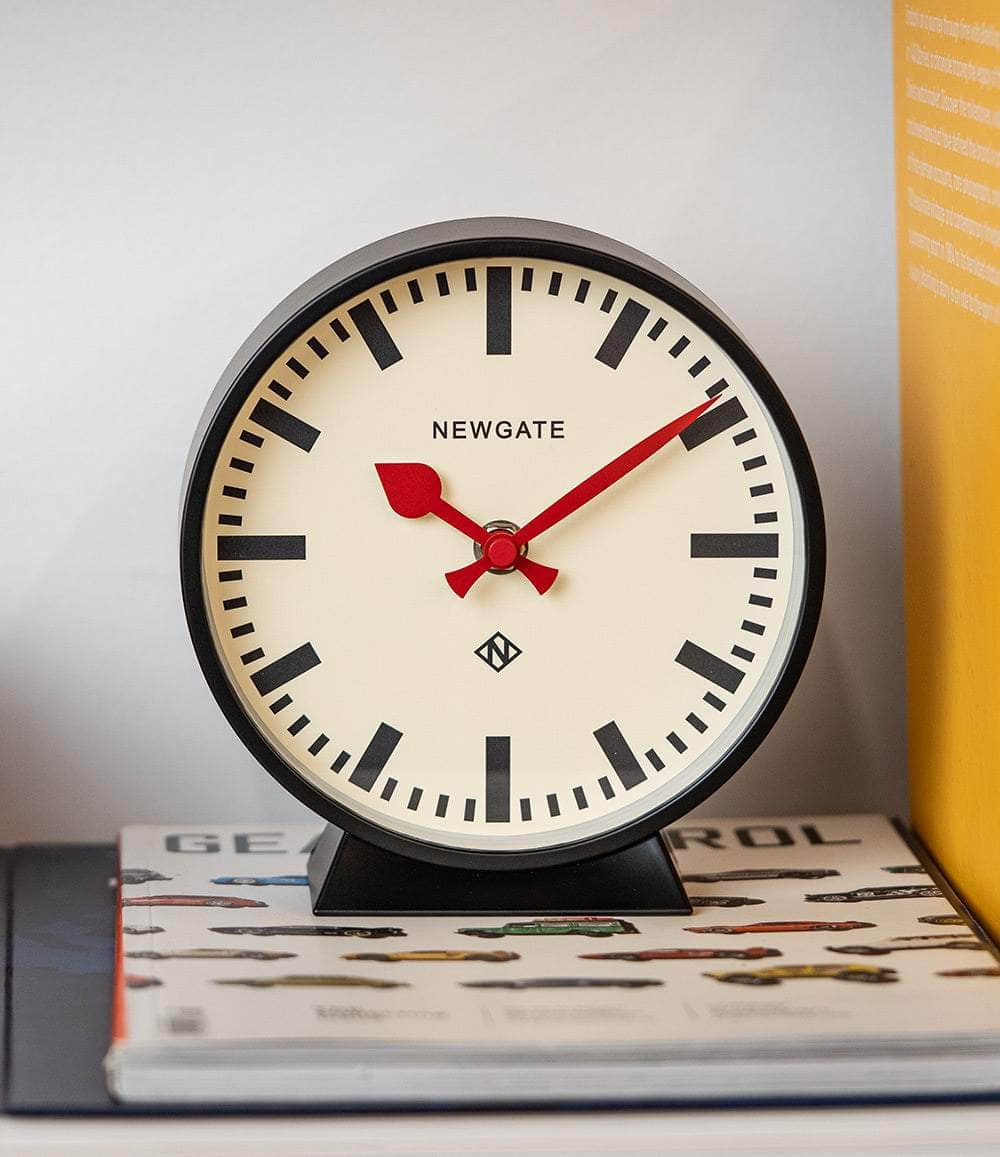 Vintage Style Mantel Railway Clock - Classic Wall & Shelf Decor for Home, Office, or Train Enthusiasts - Perfect for Living Room, Bedroom, or Study Decor