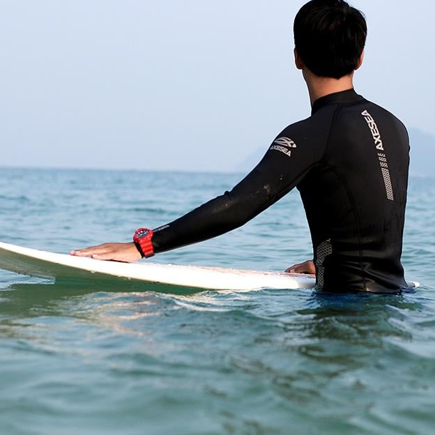 2mm Neoprene Long Sleeve Men's Wetsuit Jacket for Surfing, Diving & Water Sports - Thermal Protection & Comfort