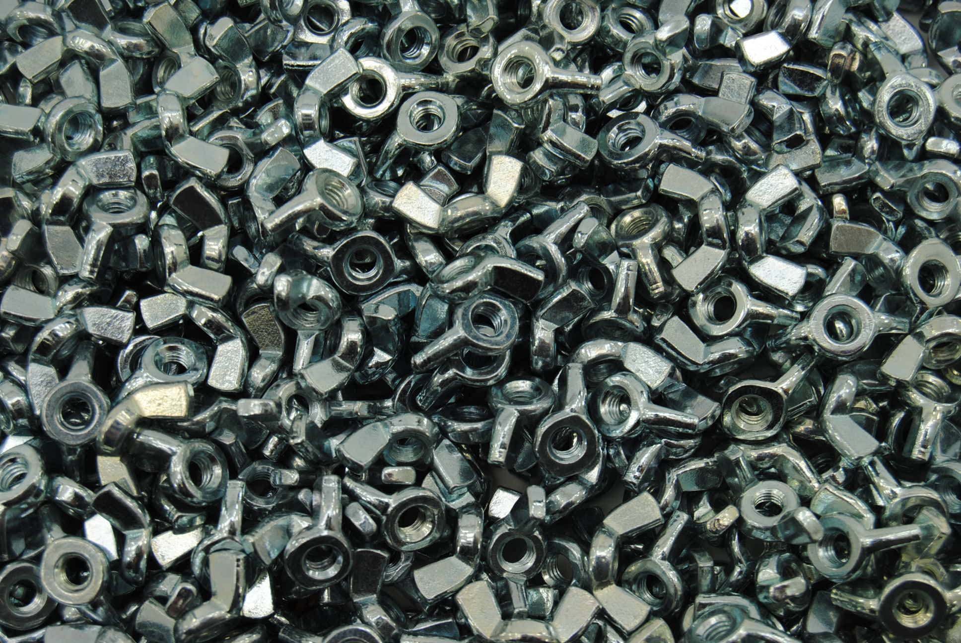 500 Pack Forged Wing Nuts 10-32 Zinc Plated #10 Machine Thread - Heavy Duty Fasteners for Automotive, Machinery & DIY Projects