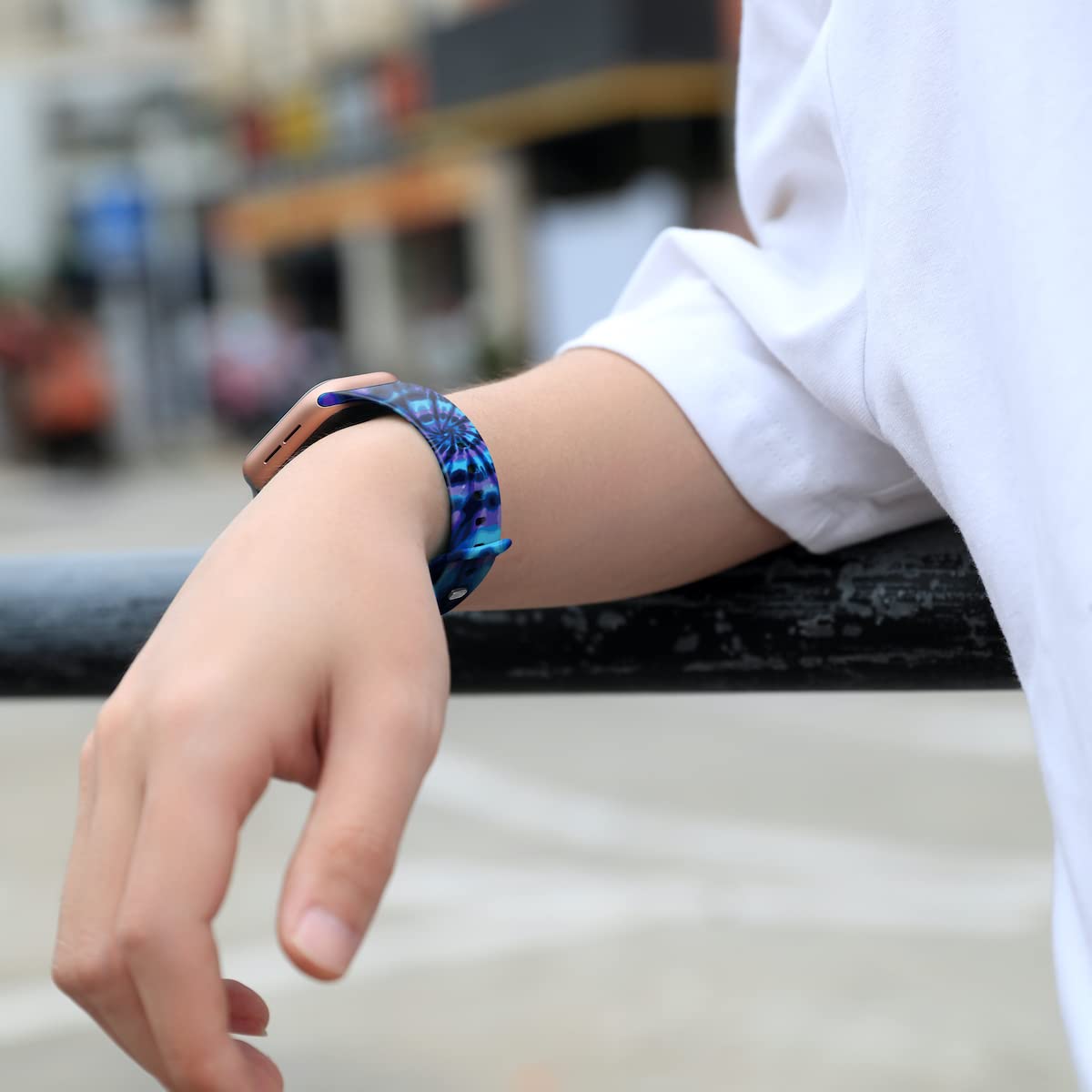 Floral Print Silicone Sport Band for Apple Watch Series 9/8/7/6/5/4/3/2/1/SE - Compatible with 49mm 45mm 44mm 42mm 41mm 40mm 38mm - Stylish & Durable Women's Fitness Strap for Gym, Running & Everyday Wear