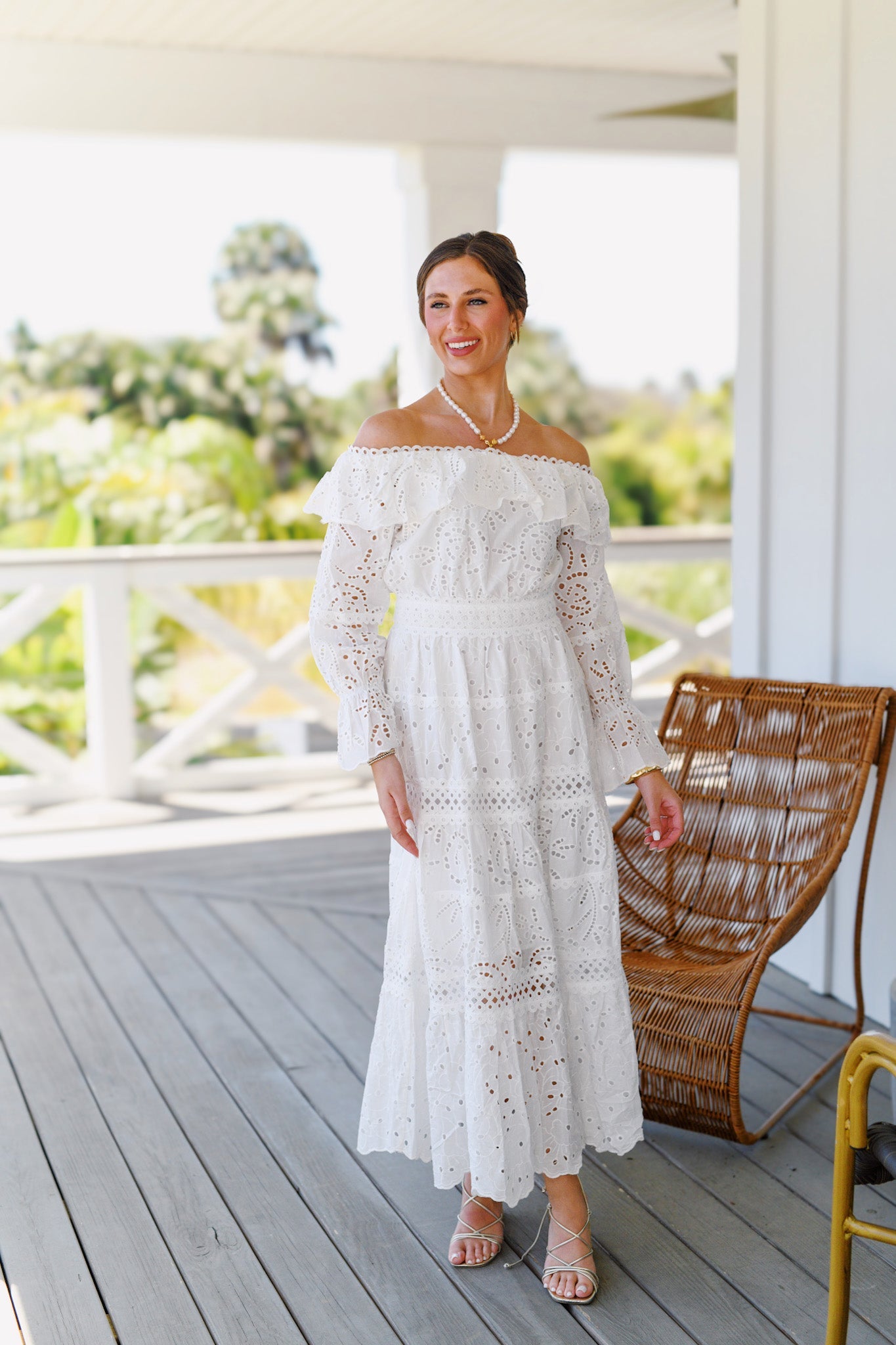 Elegant White Off Shoulder Lace Dress for Women - Perfect for Weddings, Parties & Special Occasions