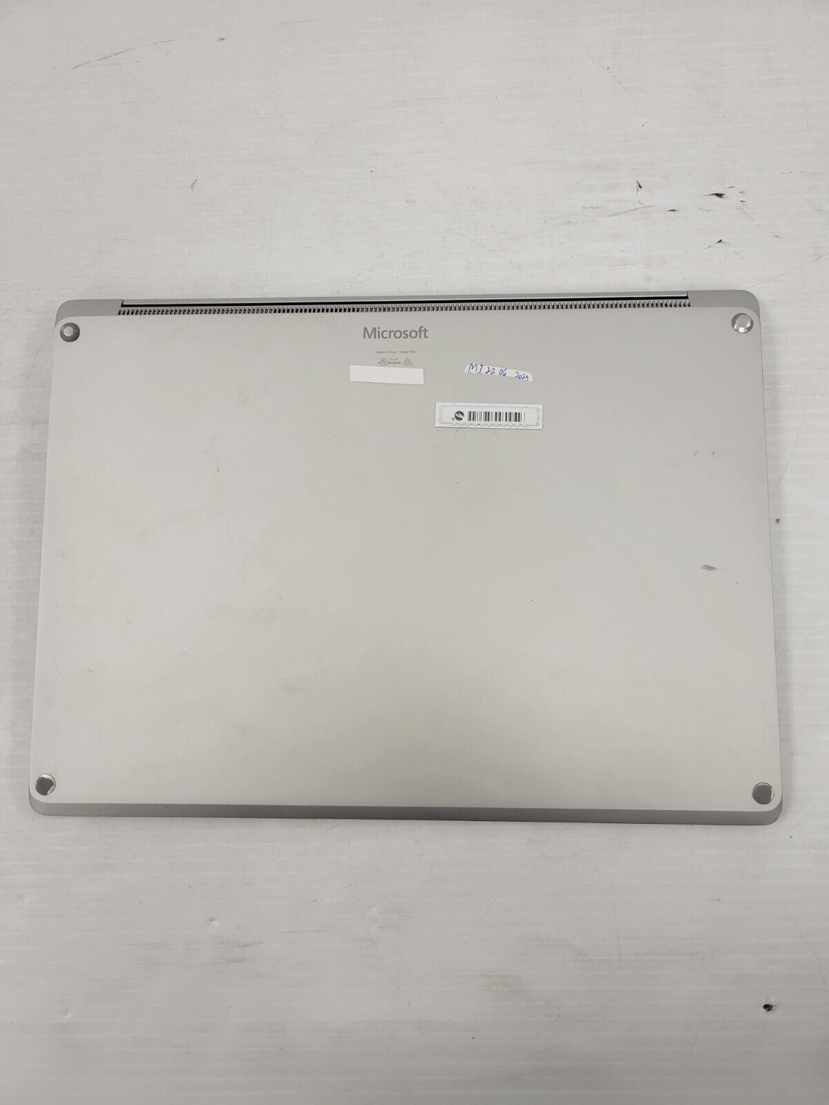 Microsoft 1769 Laptop - 15.6