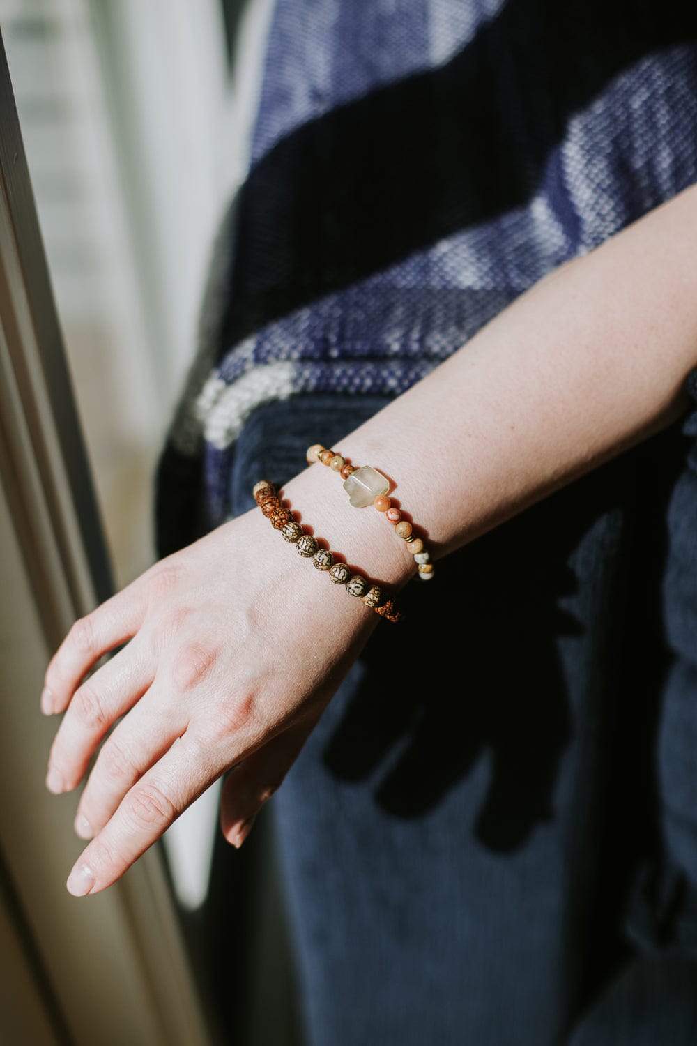 Harmonizing Jasper & Moonstone Bracelet for Women - Natural Stone Healing Crystal Jewelry for Balance & Positive Energy - Perfect for Meditation, Yoga & Spiritual Gifts