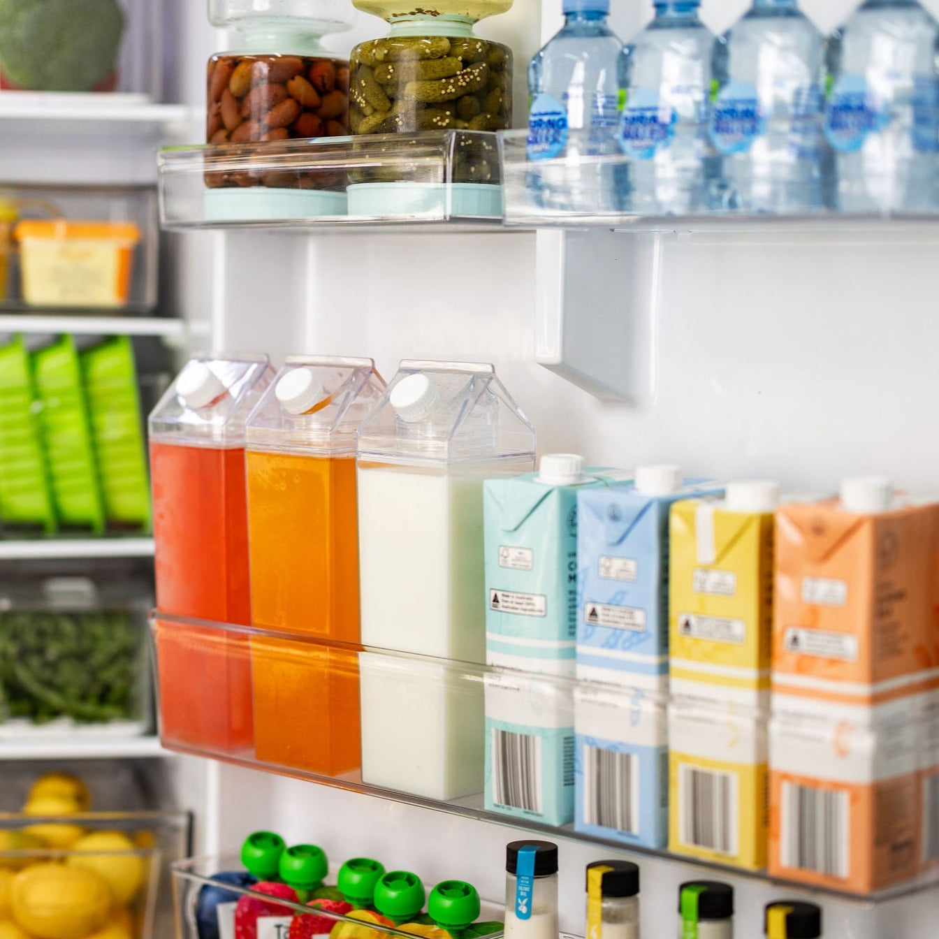 1 Liter Clear Plastic Drink Container with Lid - Perfect for Water, Juice, Iced Tea & Meal Prep Storage at Home, Office or Outdoor Activities