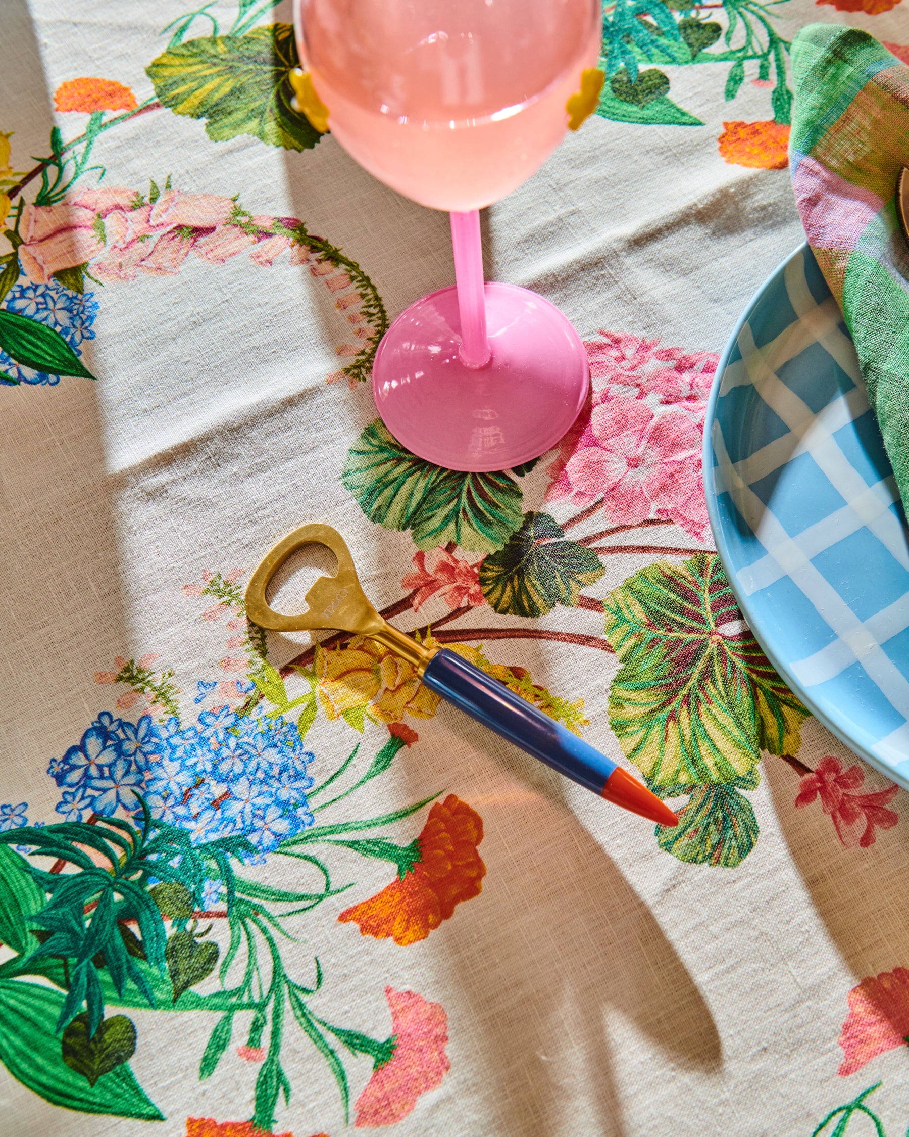 Elegant Linen Tablecloth for Dining - Perfect for Weddings, Parties & Home Decor | Bouquet Beauty Design